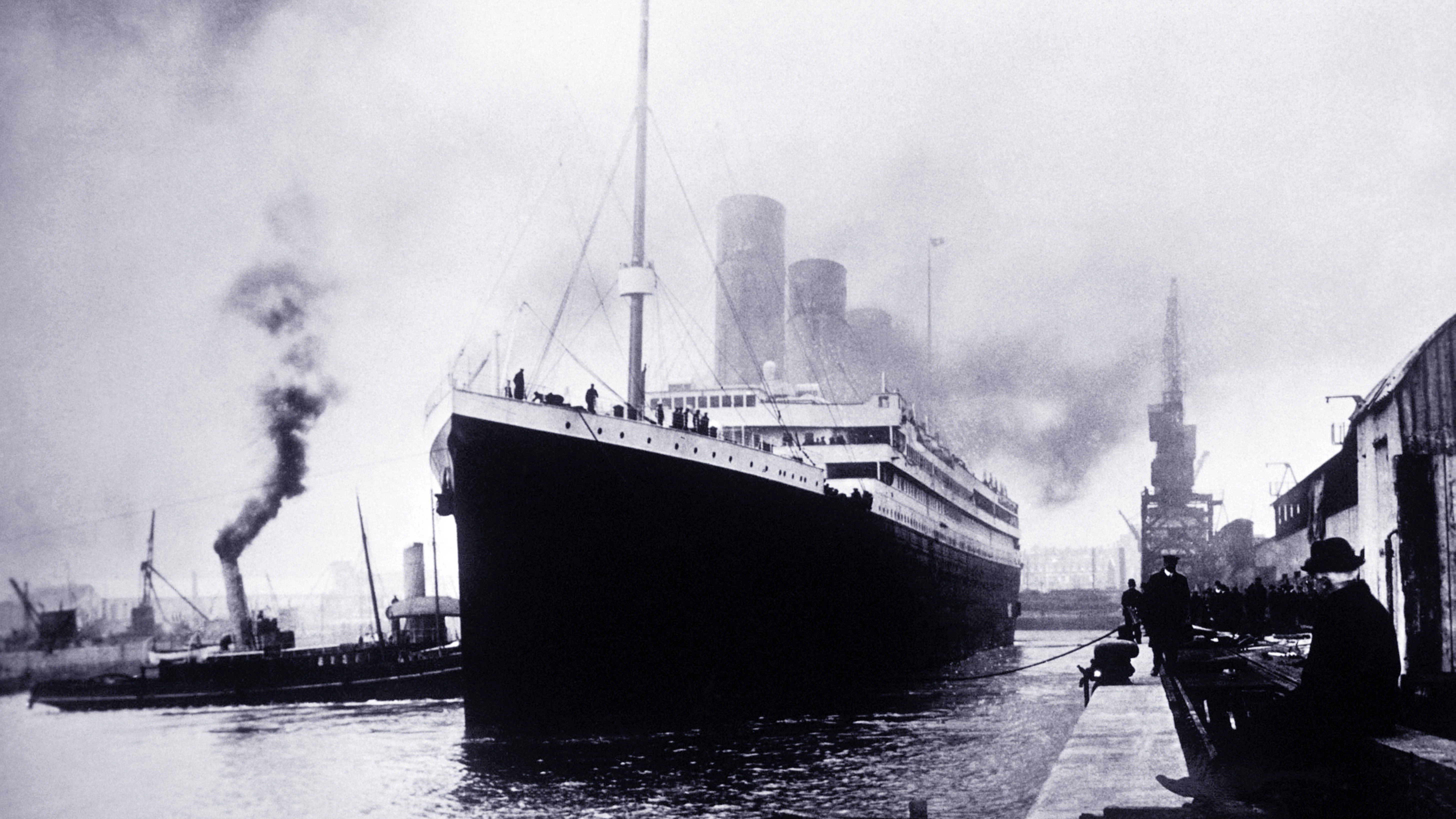 Bei ihrer Jungfernfahrt befanden sich 1317 Passagiere und 891 Besatzungsmitglieder an Bord der „Titanic“ – insgesamt 1500 Menschen kamen beim Untergang des Schiffes ums Leben.
