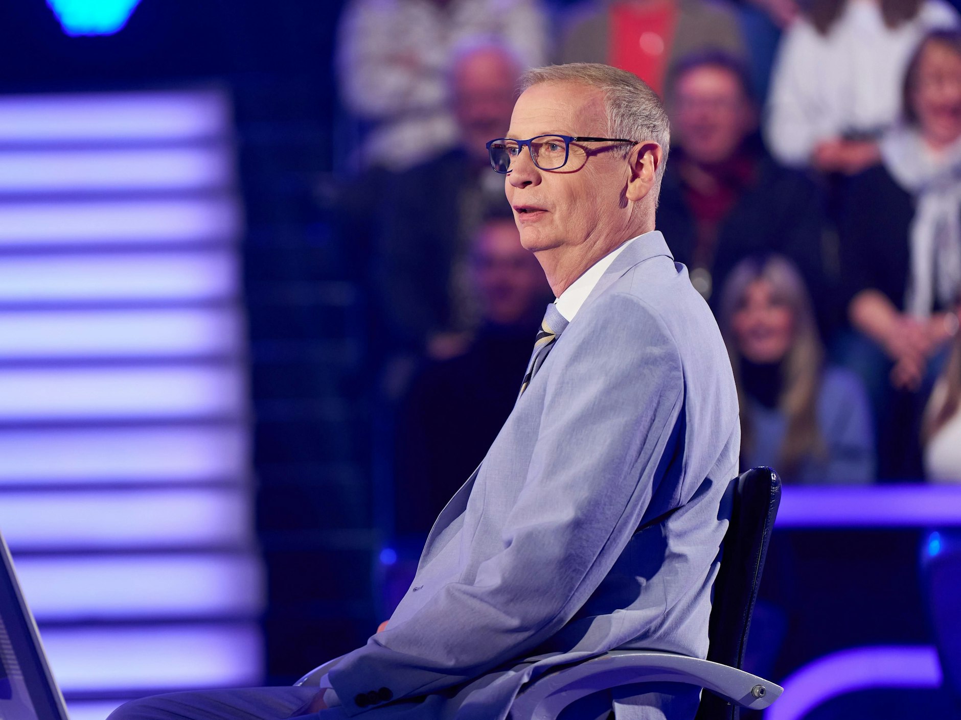 Günther Jauch konfrontiert seine Kandidatinnen und Kandidaten bei „Wer wird Millionär“ immer wieder mit besonderen Aufgaben. Dieses Mal treibt ein Zahlenrätsel einem Kandidaten den Schweiß auf die Stirn.