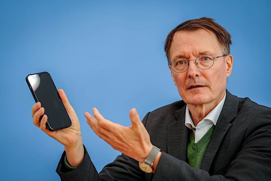 Gesundheitsminister Karl Lauterbach will die Digitalisierung im Gesundheitswesen vorantreiben.