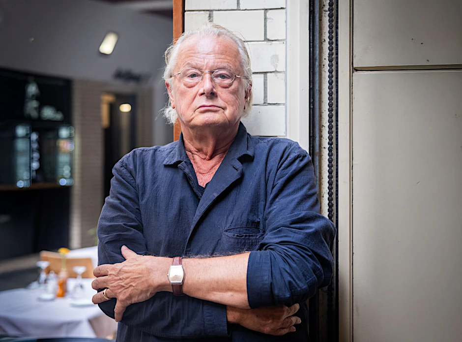 Frank Castorf inszeniert in Dresden Büchners „Dantons Tod“.