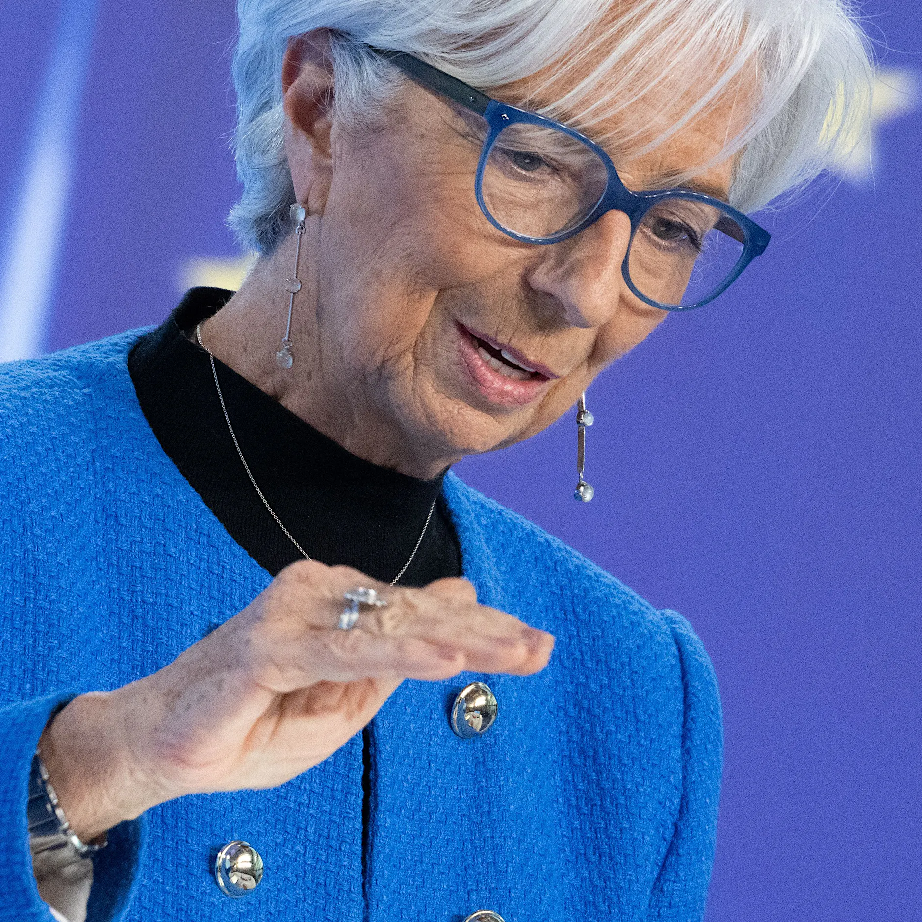 Nach EZB-Zinssenkung: Schuldner und Kreditnehmer profitieren