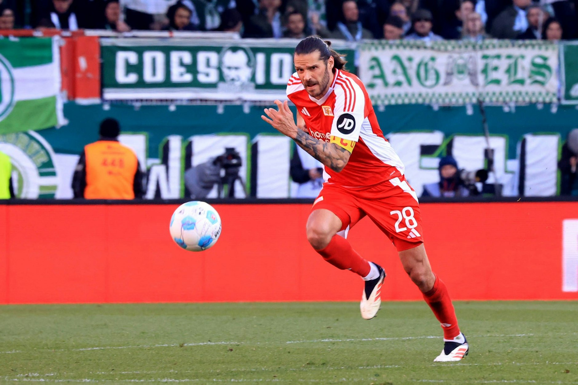 Ein wahrer Kapitän! Christopher Trimmel ist dem 1. FC Union seit elf Jahren treu. Jetzt verlängerte er seinen Vertrag.