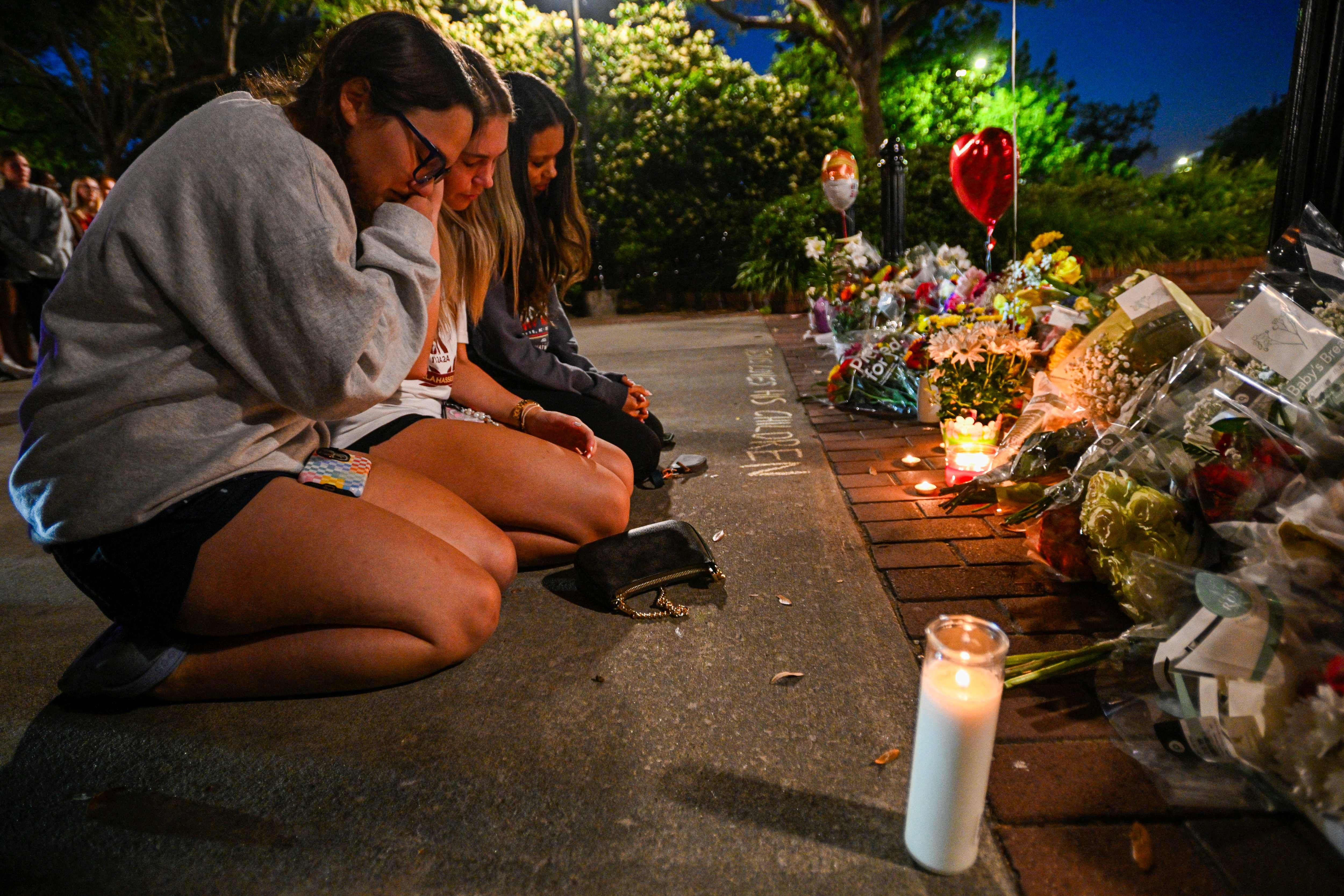 Image - Sohn von Polizistin erschießt mit ihrer Waffe zwei Menschen