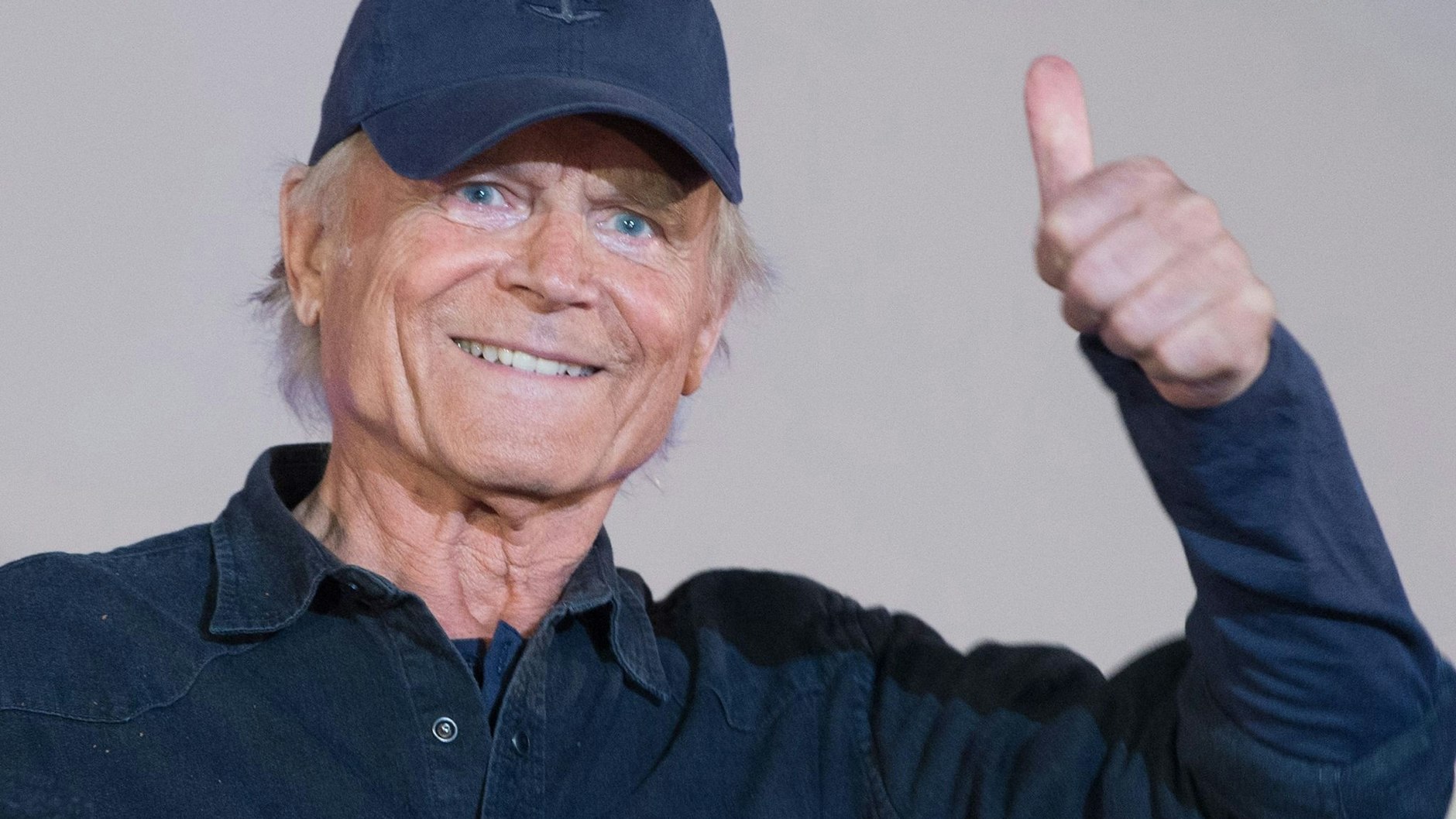Mario Girotti, der als Terence Hill berühmt wurde. Der italienische Schauspieler hat eine enge Beziehung zu Sachsen.