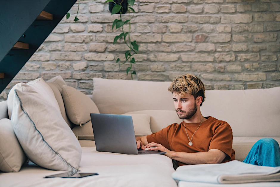 Nicht mehr jeden Tag ins Büro: Viele Deutsche arbeiten inzwischen im Homeoffice - sofern der Beruf es zulässt.