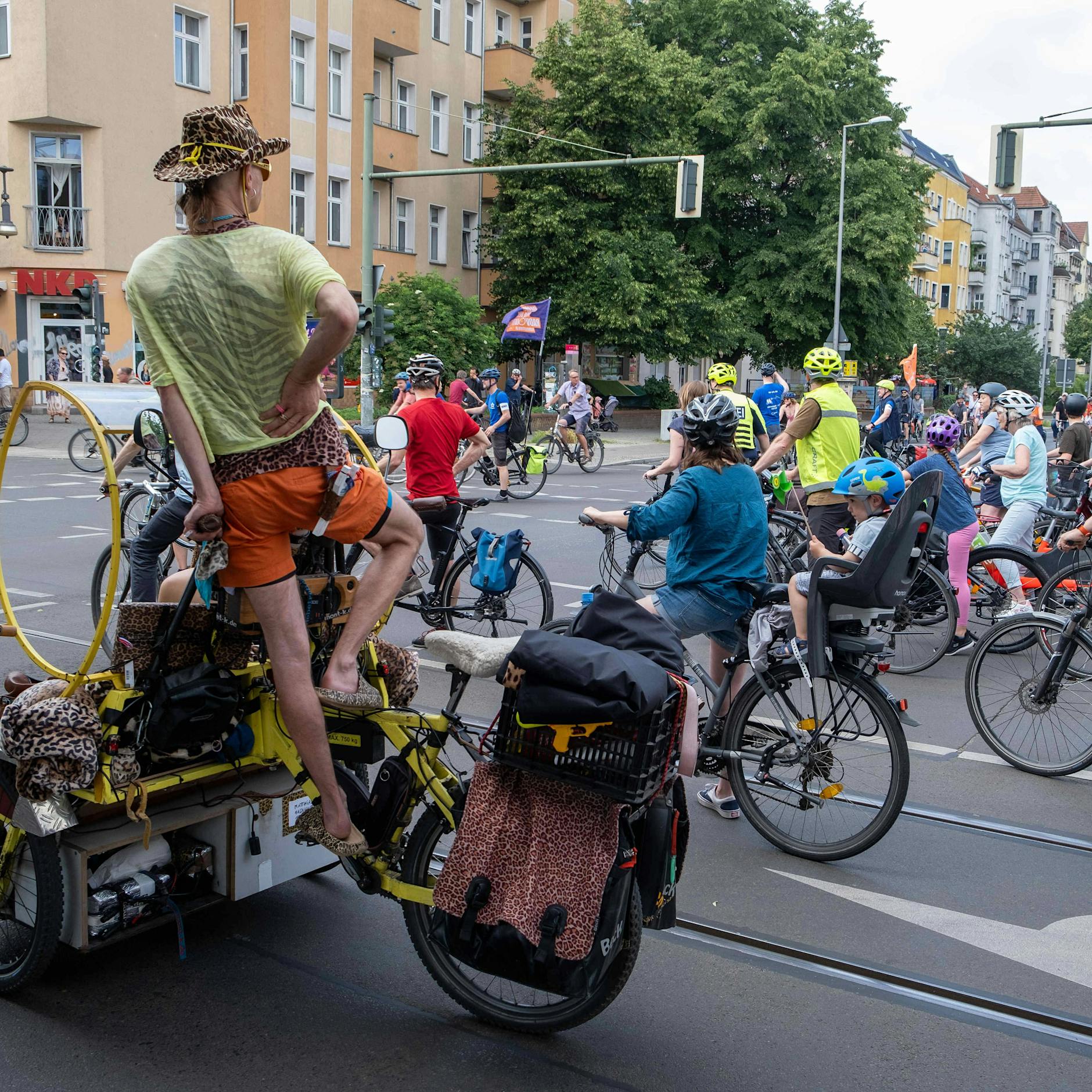 Fahrrad-Wahnsinn am Dienstag: Demo legt Berlin im Berufsverkehr lahm!