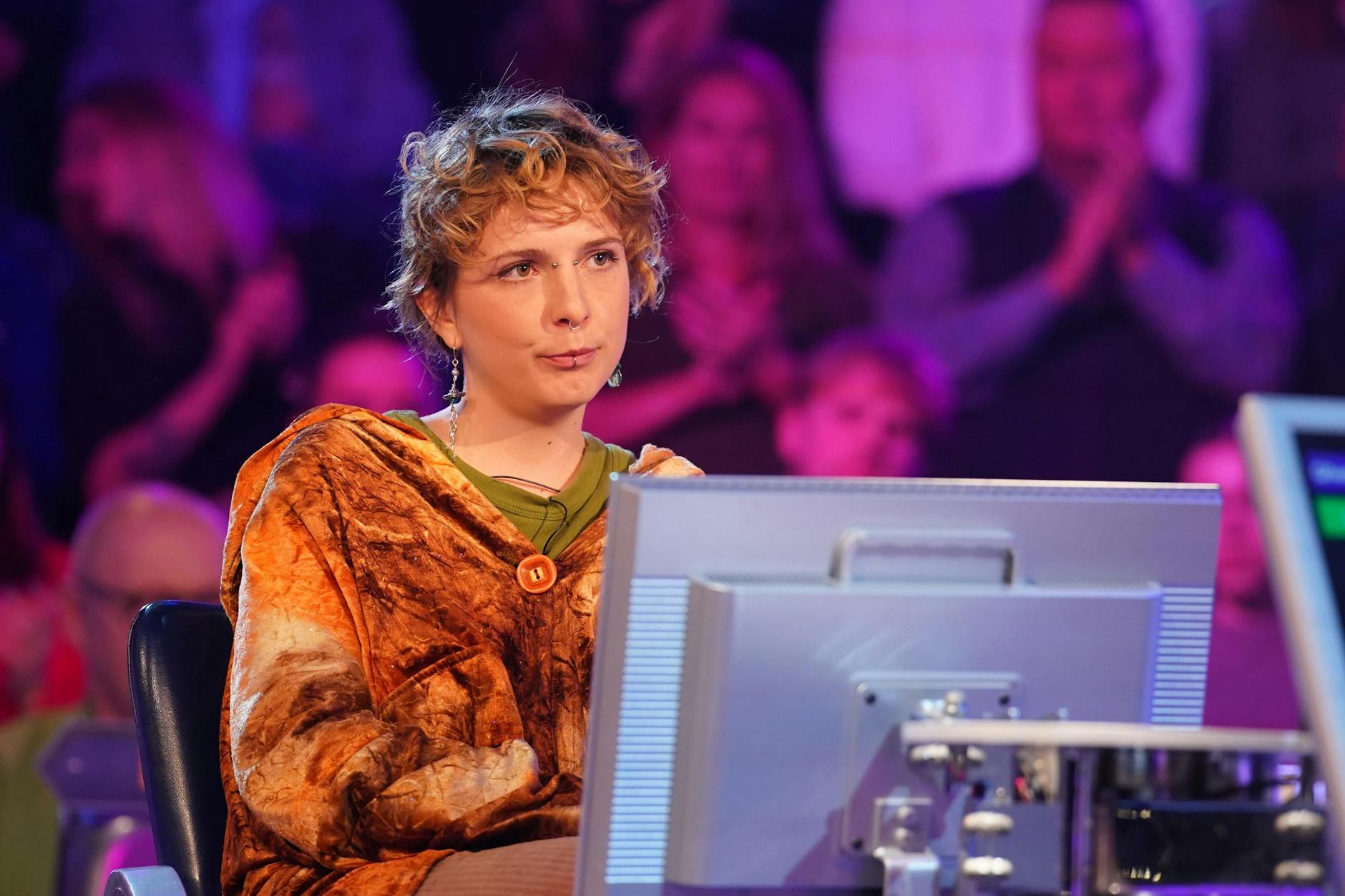 Was sind Superbia, Ira und Luxuria? Über diese spezielle Frage darf Clara Baudisch bei „Wer wird Millionär?“ nachgrübeln.