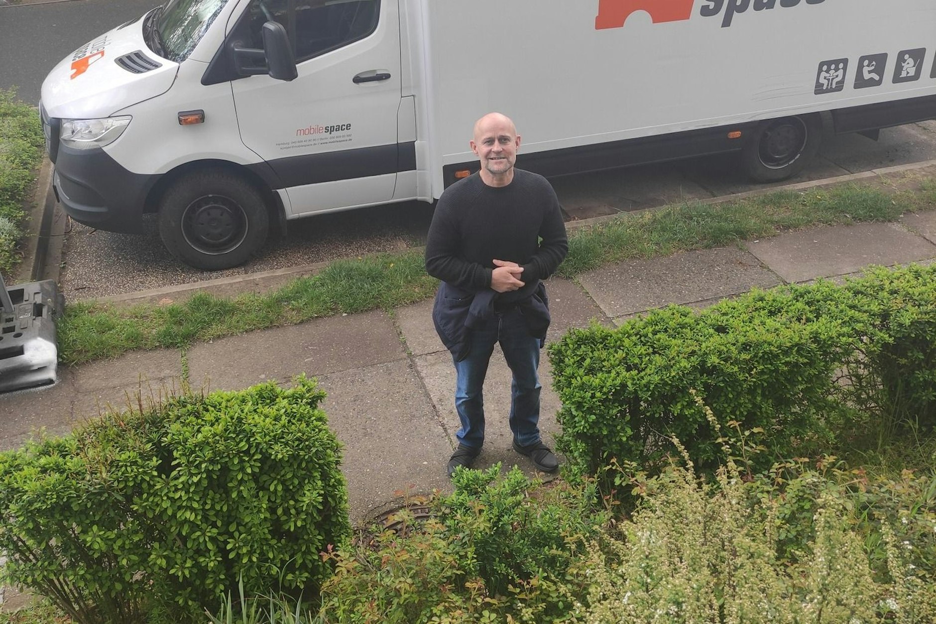 Plötzlich steht da Jürgen Vogel unter dem Balkon von Martin Scigalski in Marzahn-Hellersdorf!