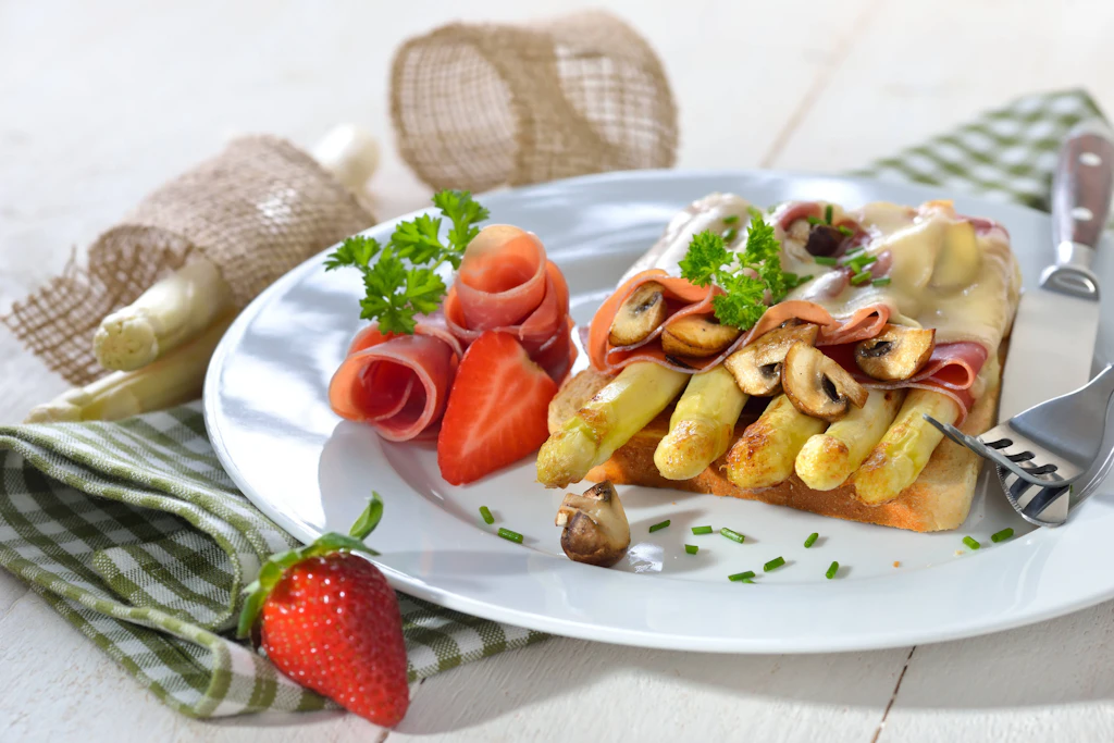 Rezept aus der DDR: Kennen Sie Spargeltoast? Edle Karlsbader Schnitte!