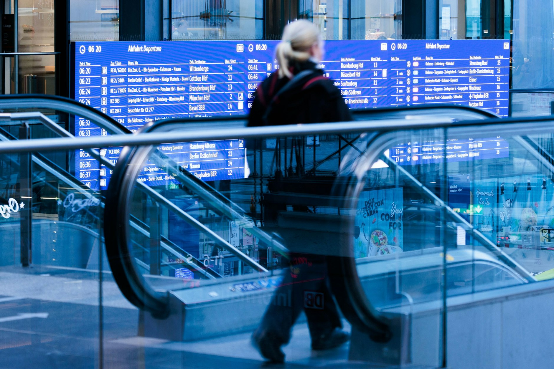 Am Hauptbahnhof ist eine Frau wegen des Verdachts auf Diebstahl festgenommen worden.