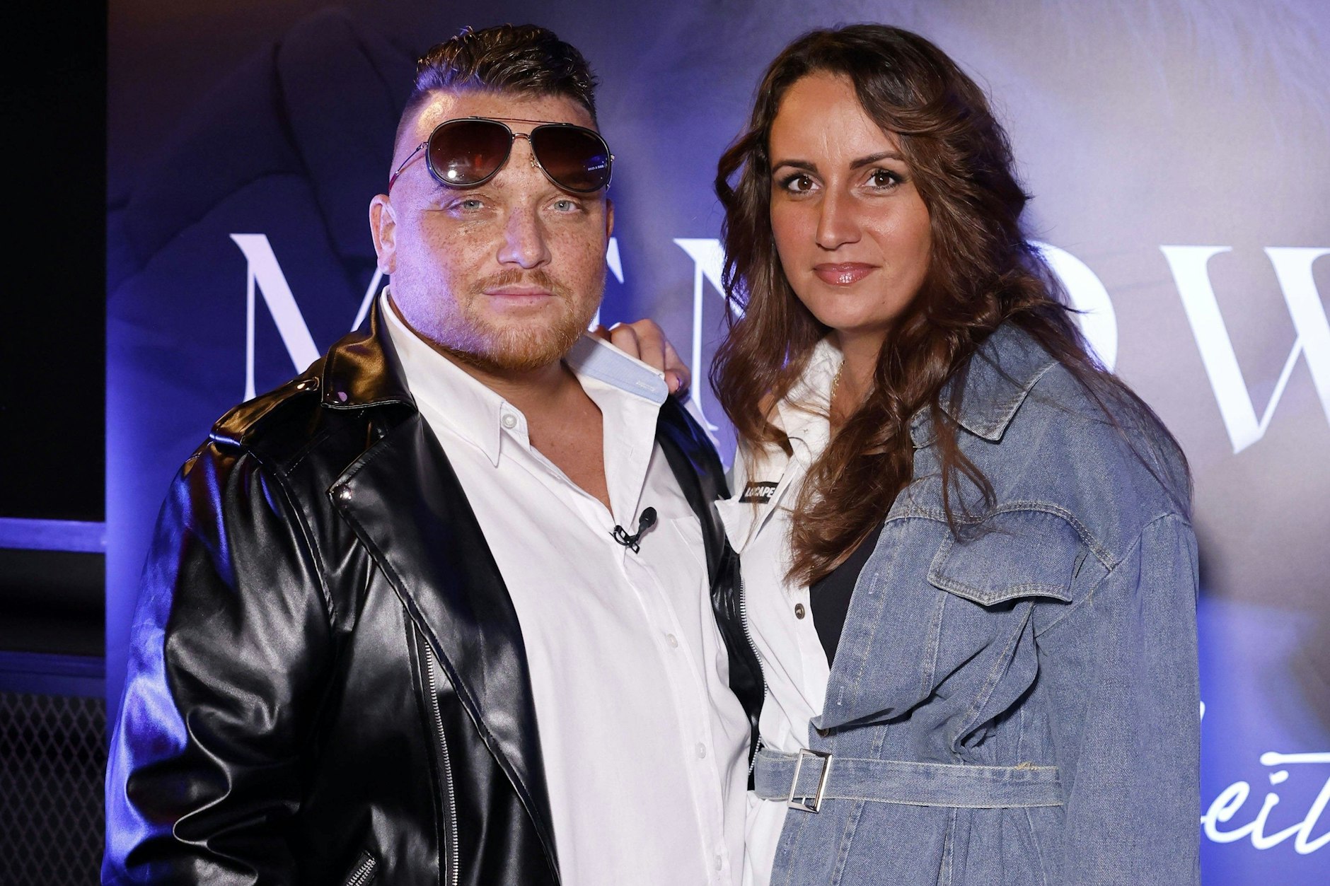 Menowin Fröhlich und seine Frau Senay im Januar 2023.