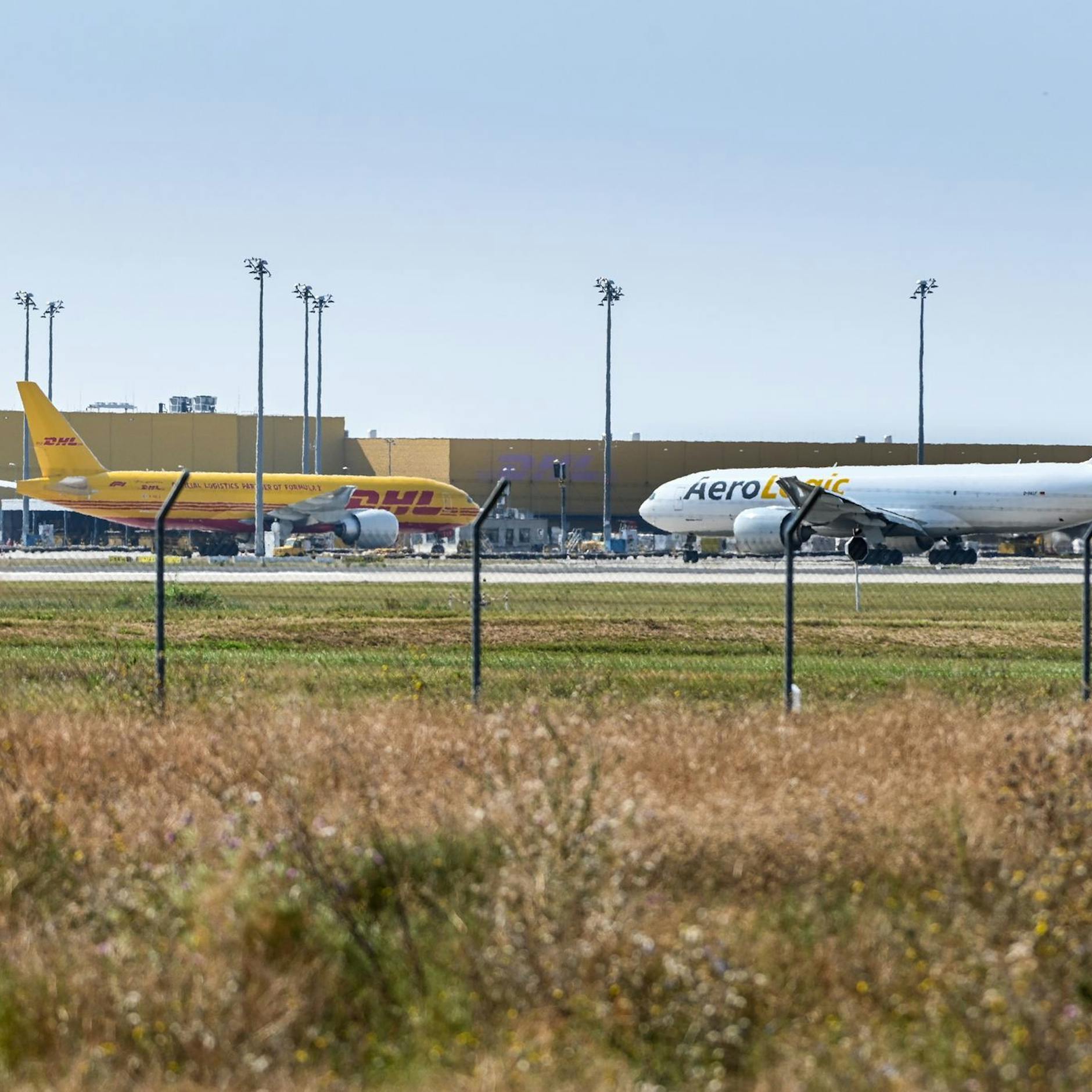 Image - Anschlag auf DHL-Flugzeug: Russland spricht von „Verschwörungstheorien“