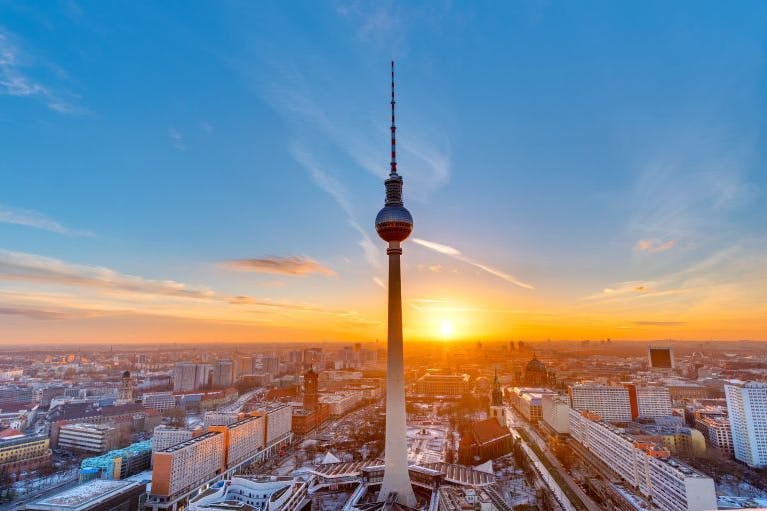 Berlin erwacht – entdecke die besten Erlebnisse und Attraktionen der Hauptstadt! Von interaktiven Attraktionen bis hin zu echten Highlights. Let's go, let's play!