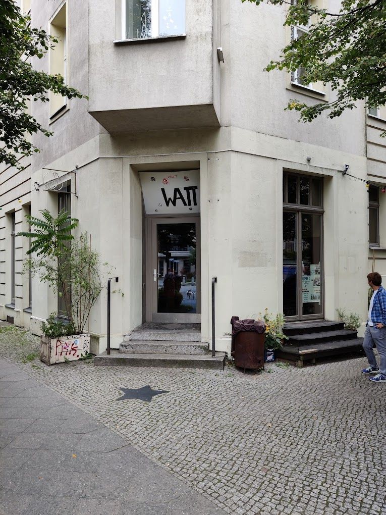 Berliner Kneipensterben: Wird die Watt-Bar ausgeknipst?