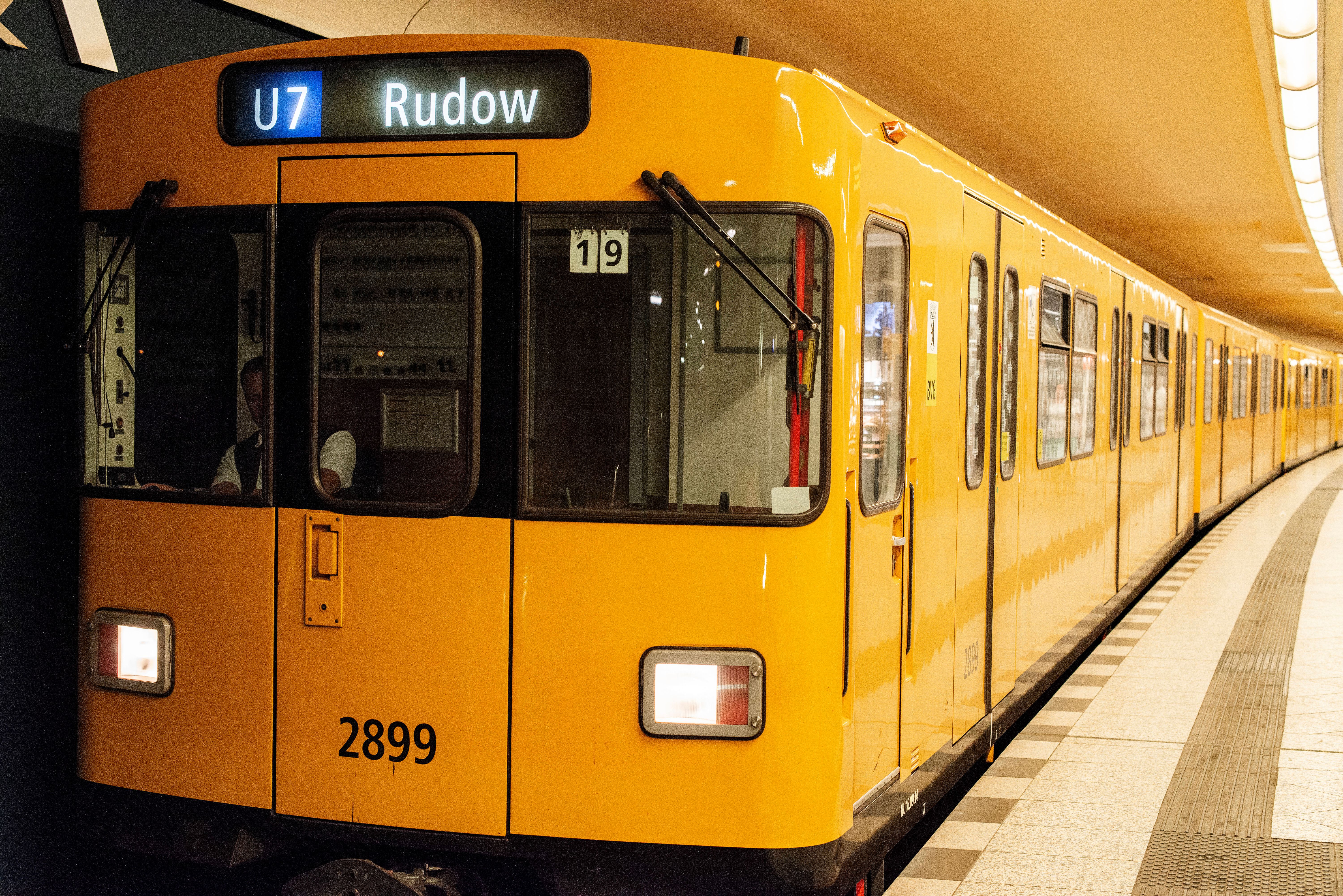 Milliarden-Plan: Muss U7 wirklich zum BER? S-Bahn und Regio rollen doch!