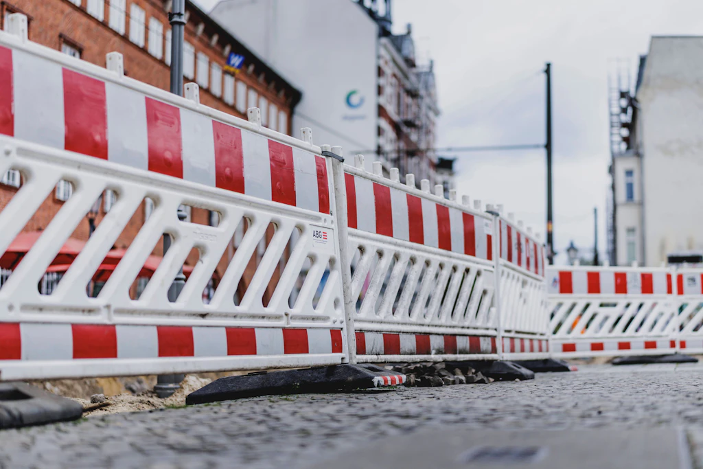 Dicke Vollsperrung in der Köpenicker Straße in Kaulsdorf!