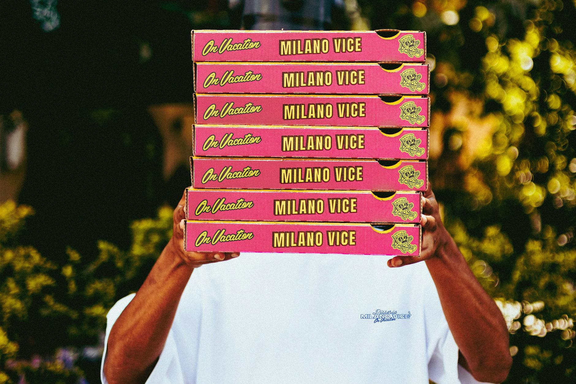 Poppiger Karton, aber wie ist der Inhalt? Wir probierten die Pizza von Milano Vice.