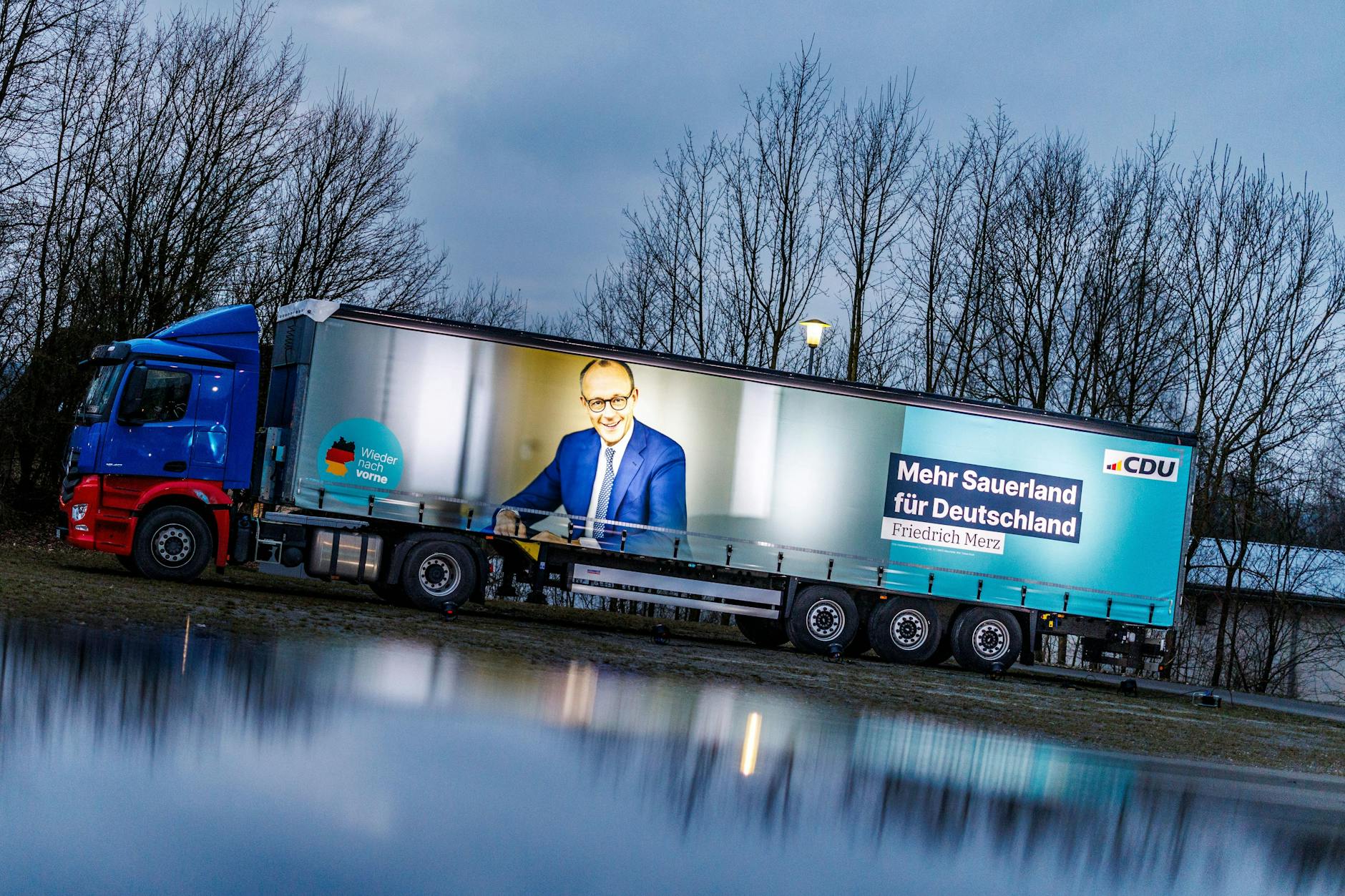 Die Zeit des Wahlkampfes ist seit zwei Monaten vorbei, doch mitunter kommt noch Wahlwerbung an.