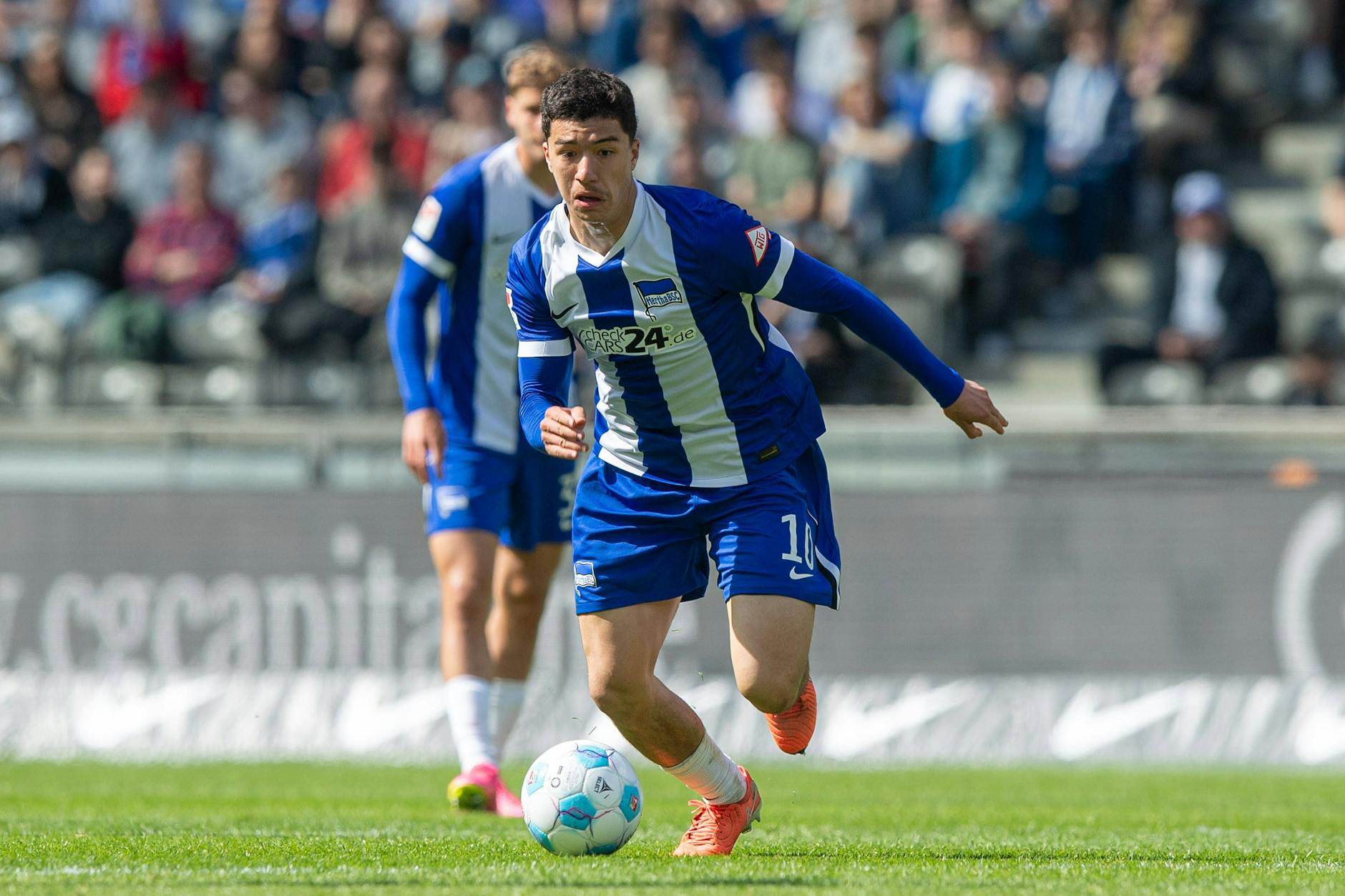 Nur noch viermal können Herthas Fans Ibo Maza im blau-weißen Trikot genießen, nächste Saison spielt er für Bayer Leverkusen.