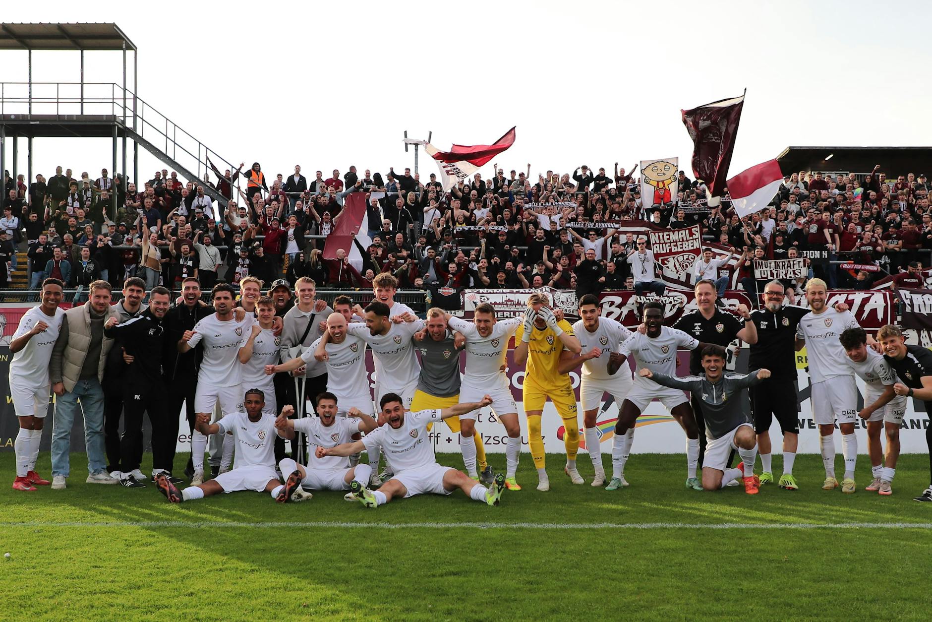 Nach dem Erfolg über die VSG Altglienicke kannte der Jubel beim BFC Dynamo keine Grenzen mehr.