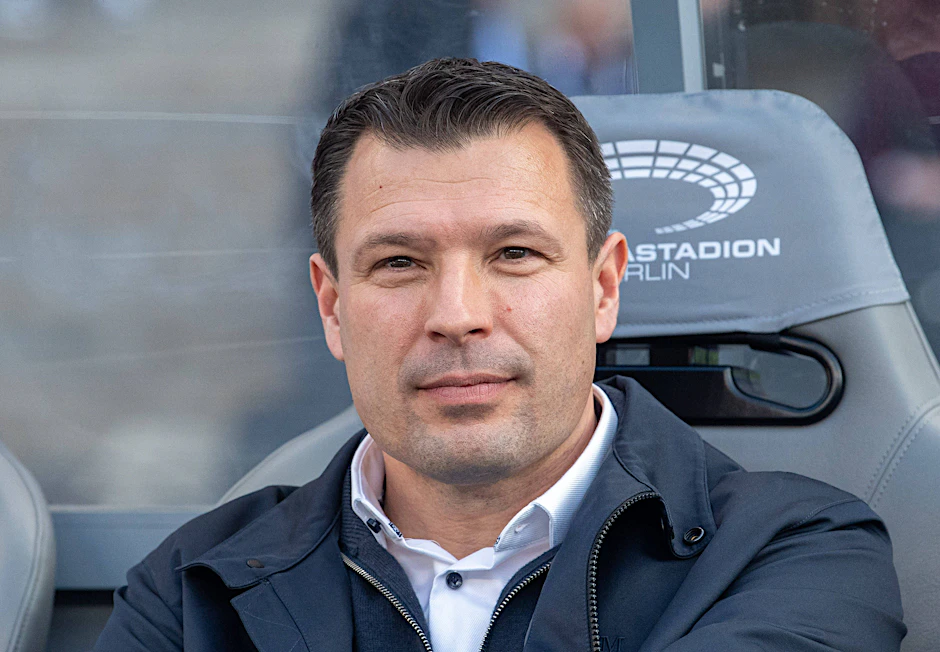 Herthas Sportdirektor Benjamin Weber sah zu wenig Entschlossenheit der blau-weißen Profis vor dem Magdeburger Tor.