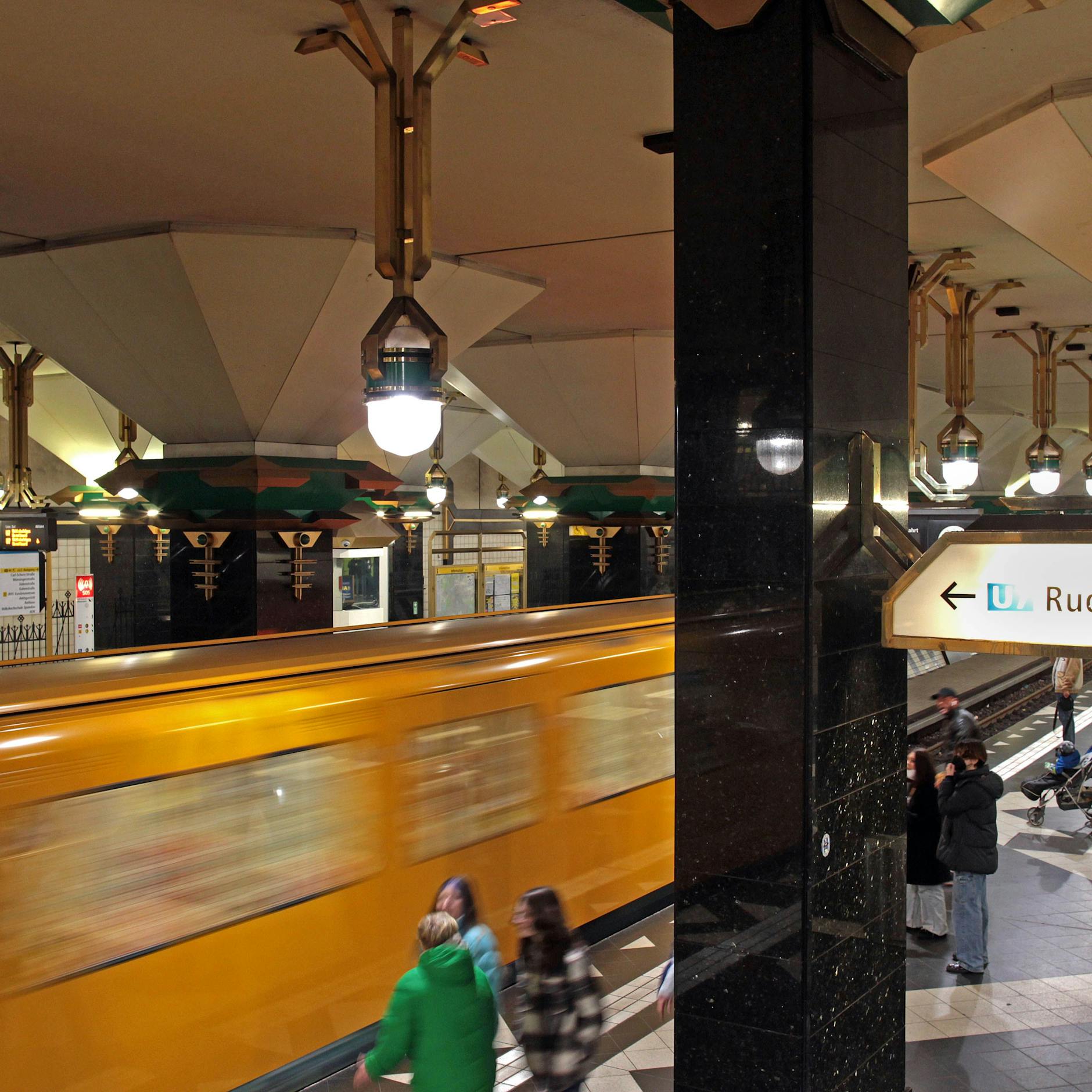 Image - In der U7 Richtung Hermannplatz: Angreifer ruft „Free Palestine“ und schlägt zu