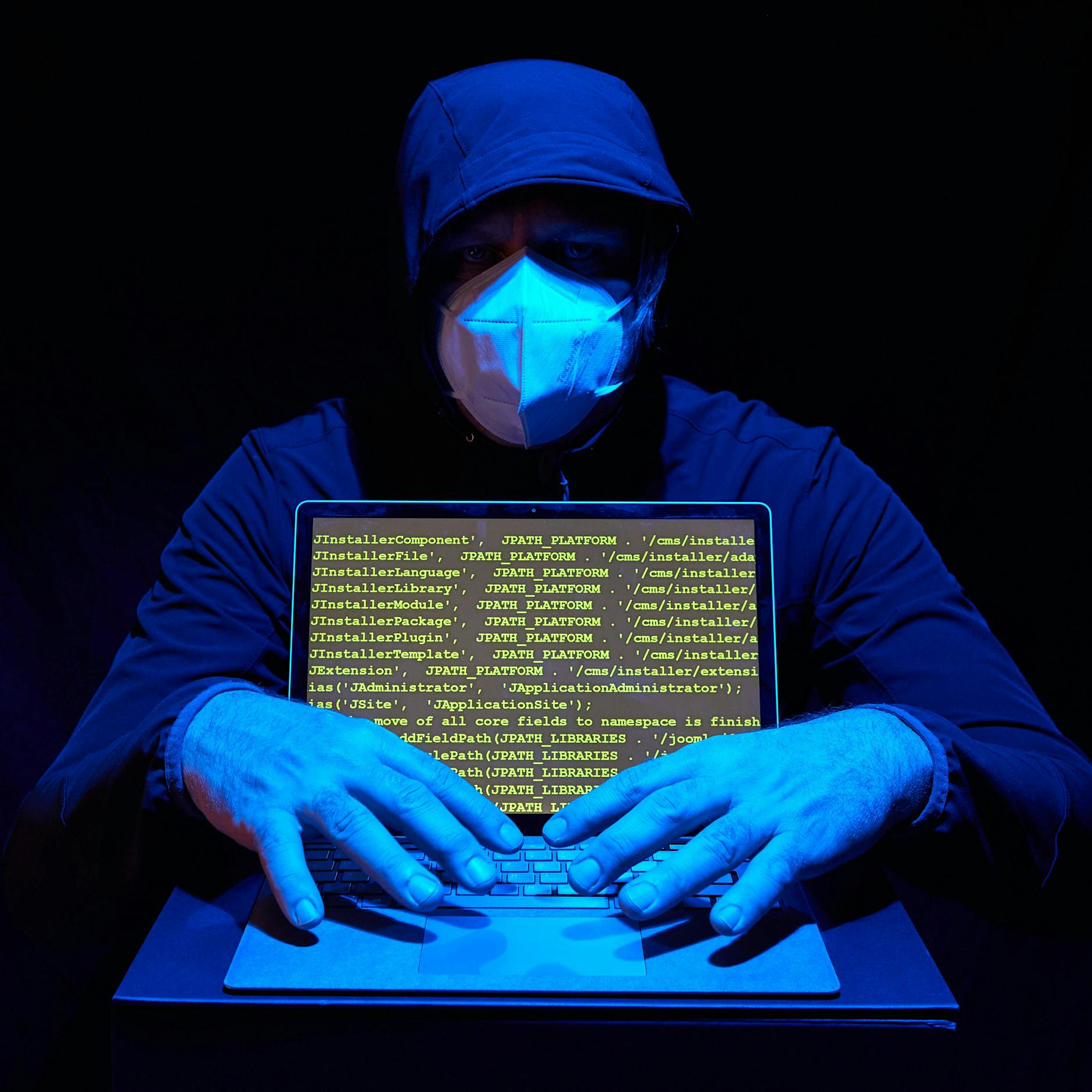 Server ausgefallen: Gefährliche Hacker attackieren Berlin!