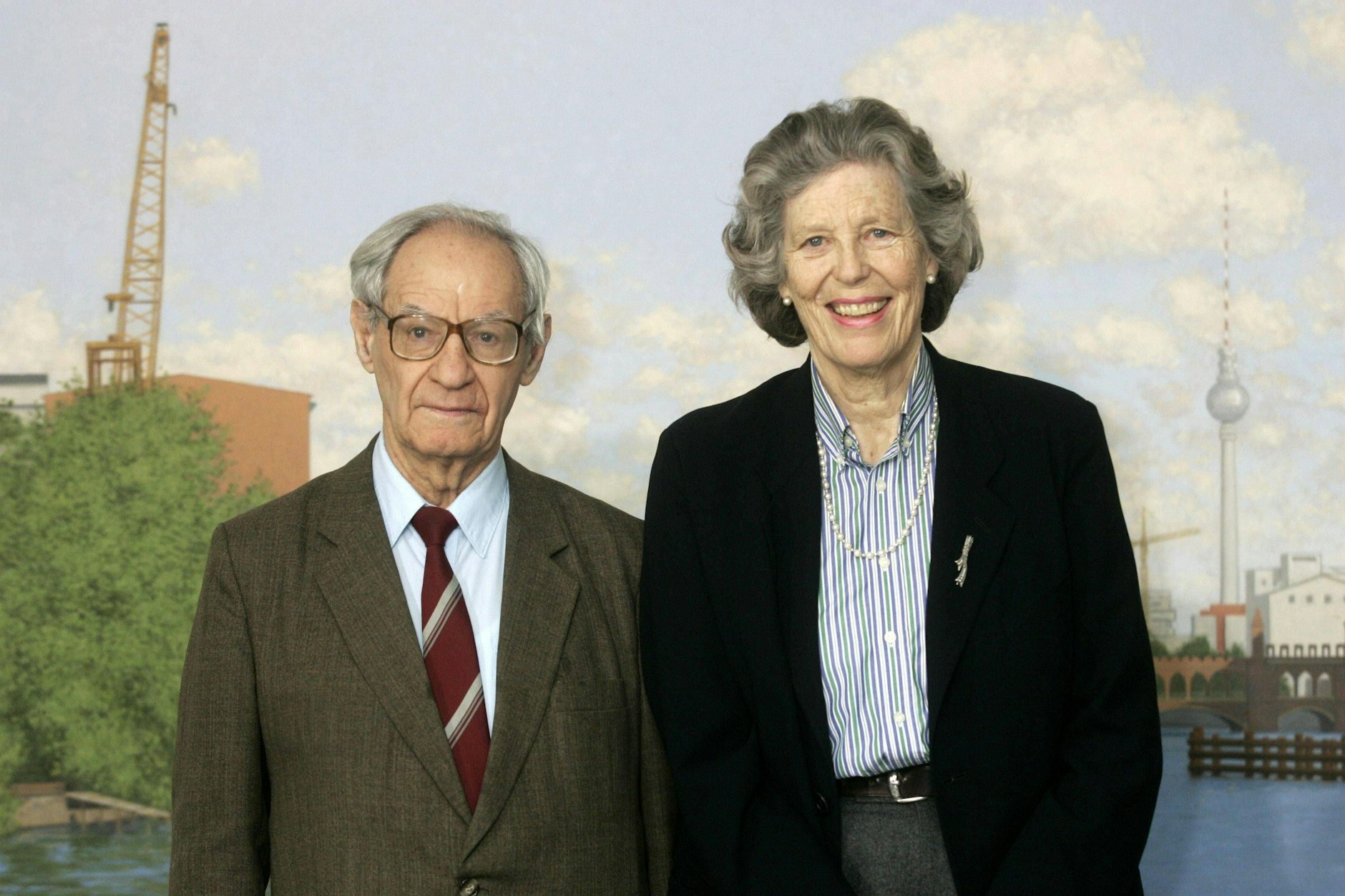 Wladimir Gall mit Alexandra Gräfin zu Dohna bei einer ZDF-Pressevorführung 2004