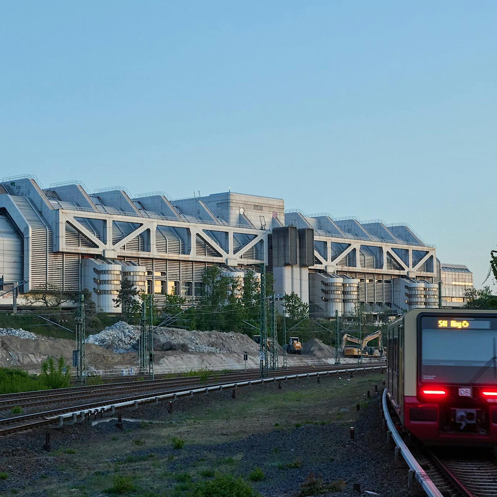 Berliner Ringbahn fährt wieder durchgängig – doch neue Bauarbeiten stehen bevor