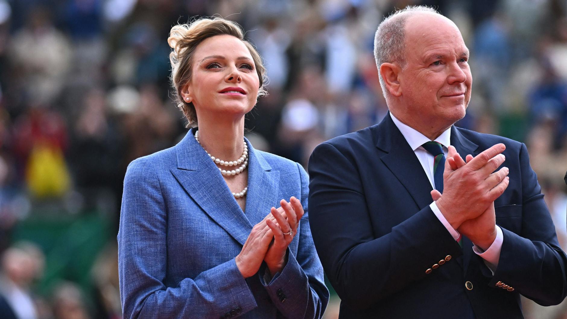 Die Münze des Aldi-Kunden ist eine Sonderauflage zur Hochzeit von Fürst Albert II. und Charlène Wittstock.