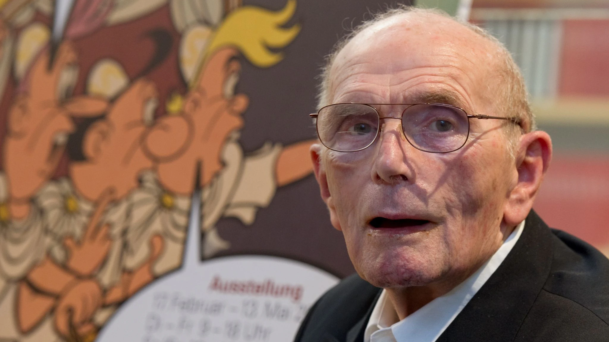 Hannes Hegen auf der Ausstellung „Dig, Dag, Digedag. DDR-Comic Mosaik“, die im Zeitgeschichtlichen Forum Leipzig 2012 zu sehen war.