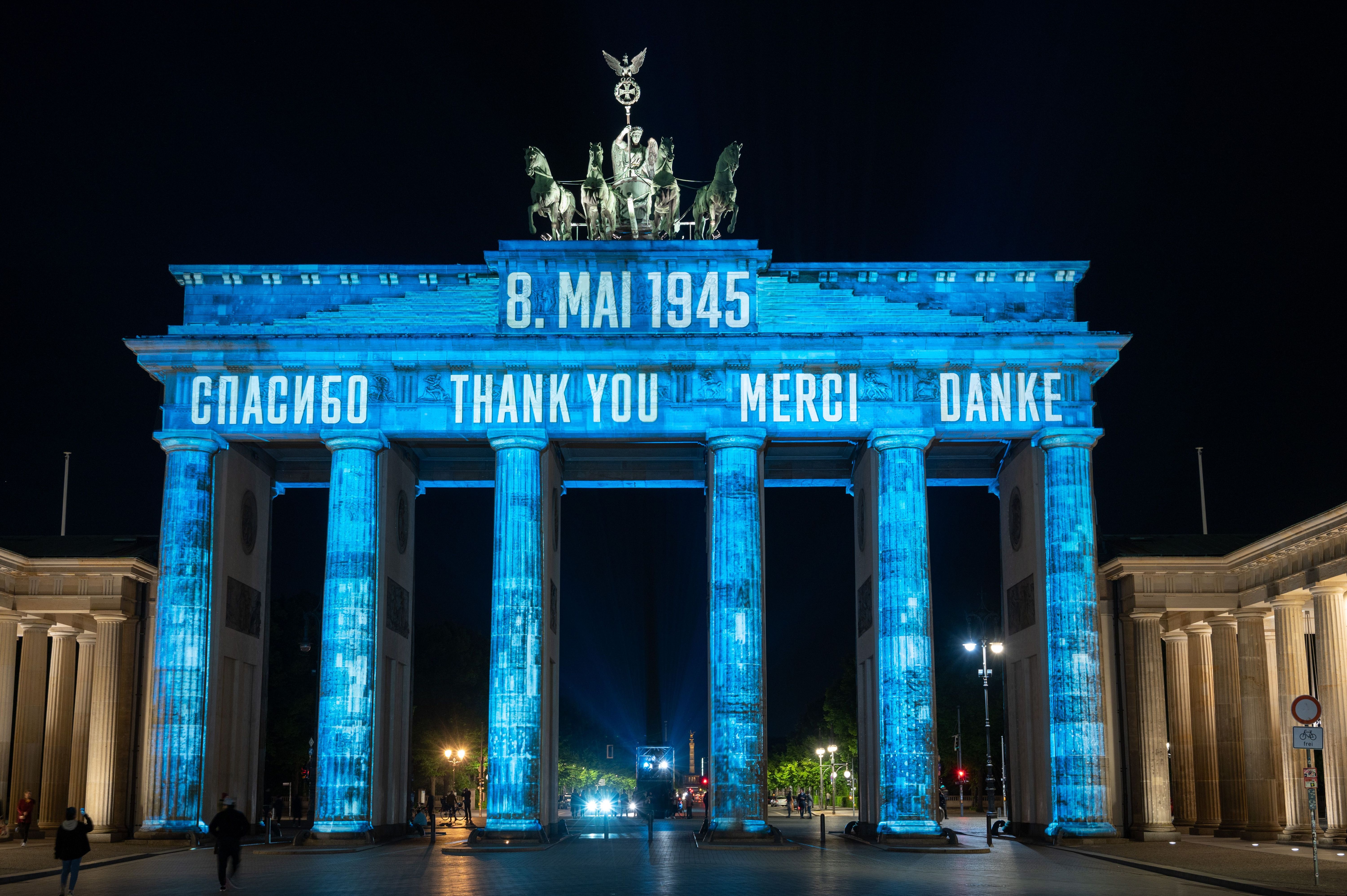 Ist die Demokratie vor dem Aus? Droht ein Dritter Weltkrieg?
