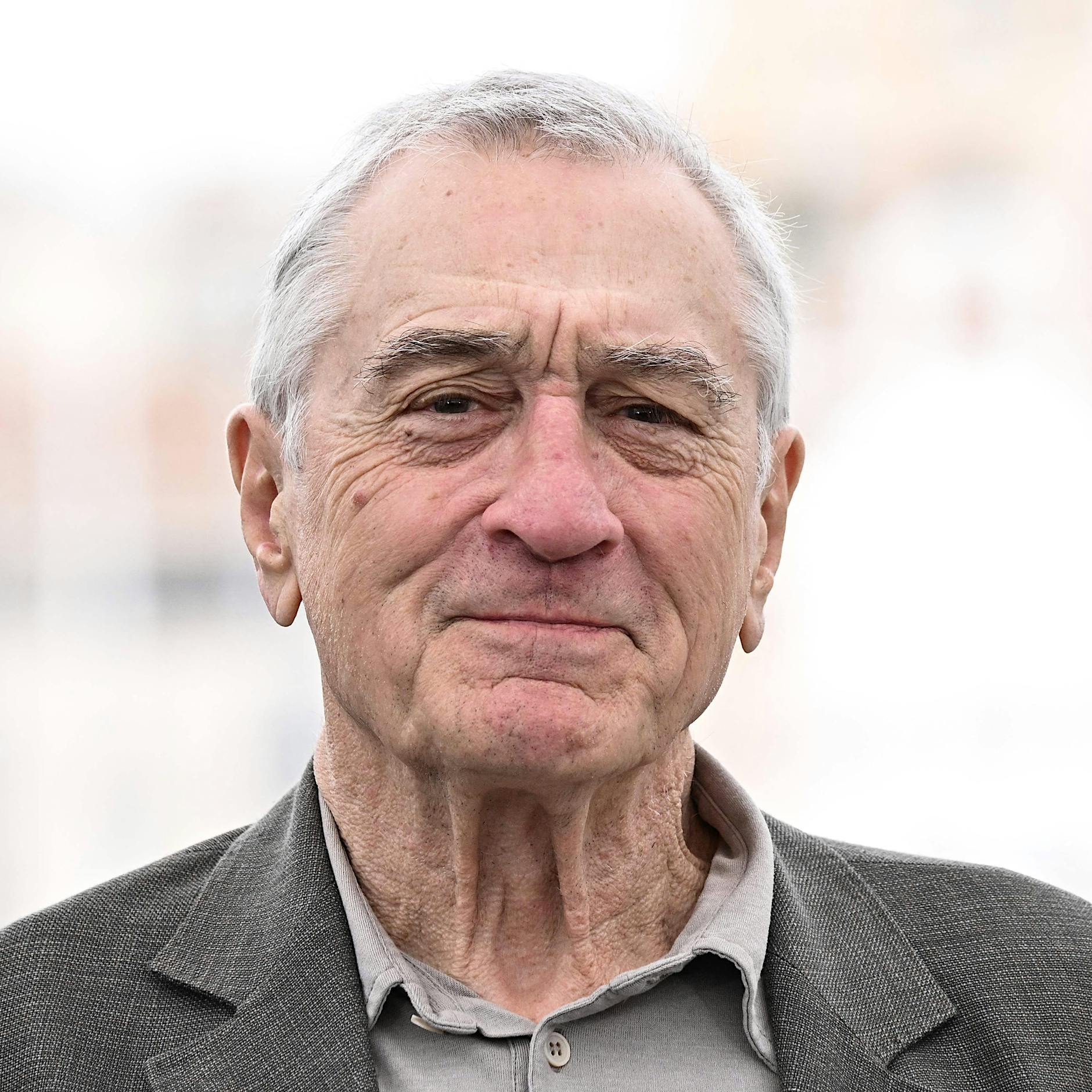 Nach dem Coming-out seiner Tochter als Transfrau meldet sich Robert De Niro zu Wort