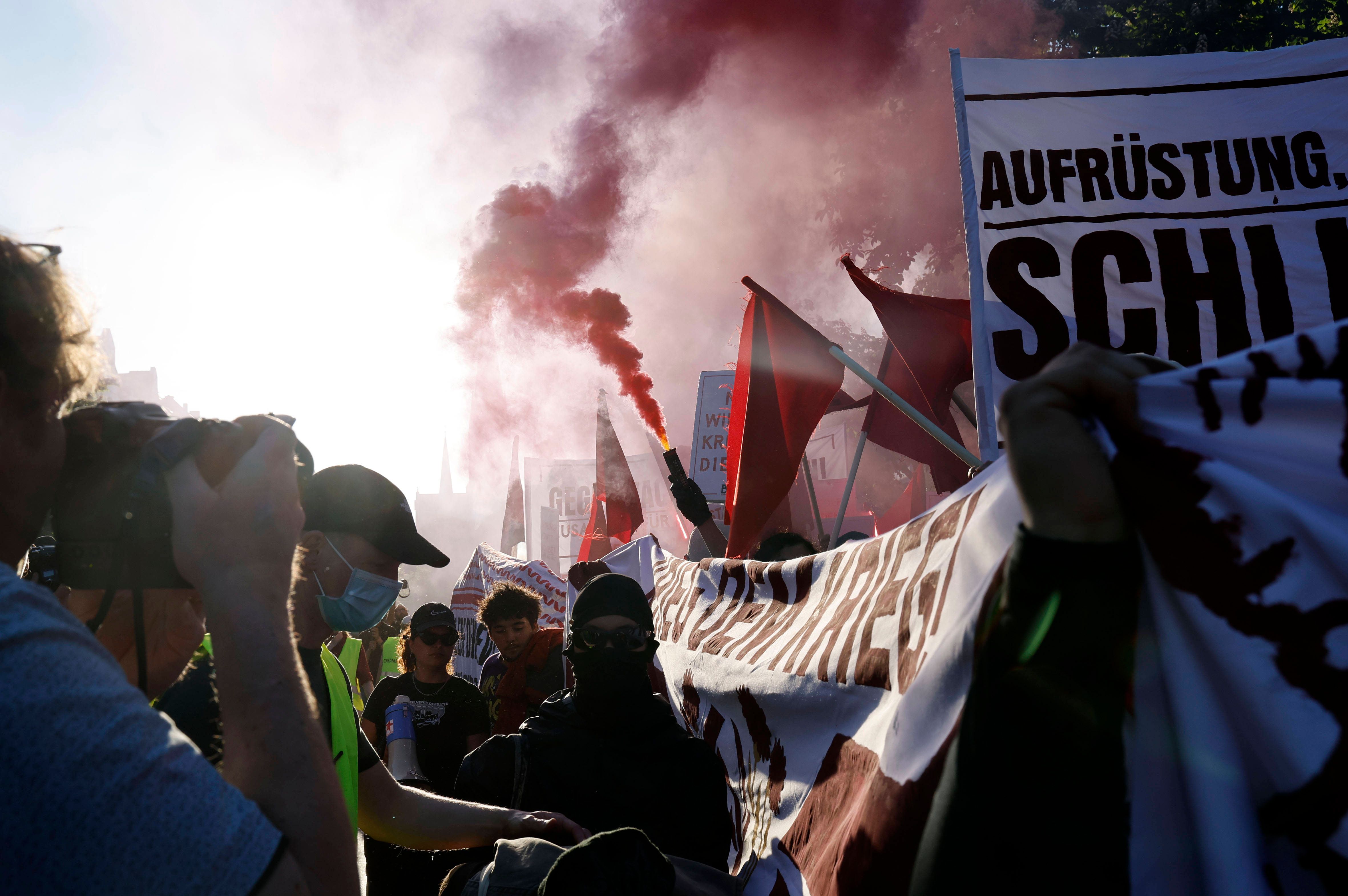 „Durchaus positives Fazit“: 1. Mai weitgehend friedlich, Polizei zeigt sich zufrieden