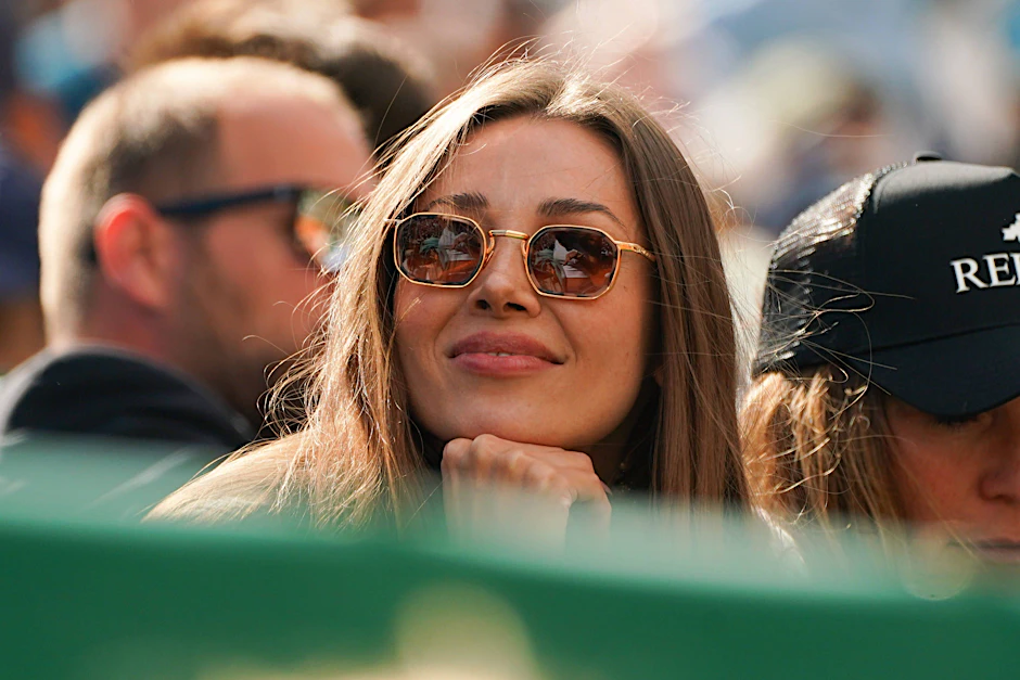 Das russische Model Lara Leito ist oft beim Tennis, und wohl jetzt die neue Frau an der Seite von Jannik Sinner.