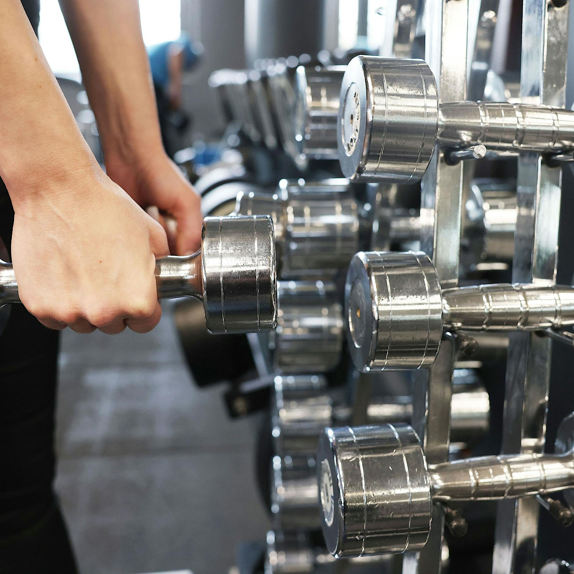 Zugang verweigert: Transfrau zieht gegen Frauenfitnessstudio vor Gericht