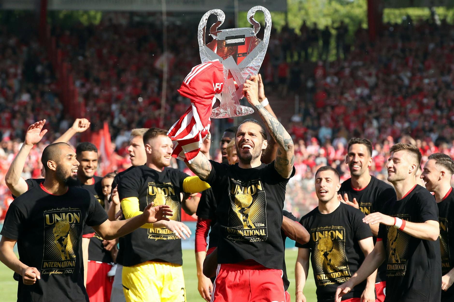 Vor zwei Jahren qualifizierte sich der 1. FC Union Berlin im letzten Heimspiel mit einem Sieg gegen Bremen erstmals für die Champions League.