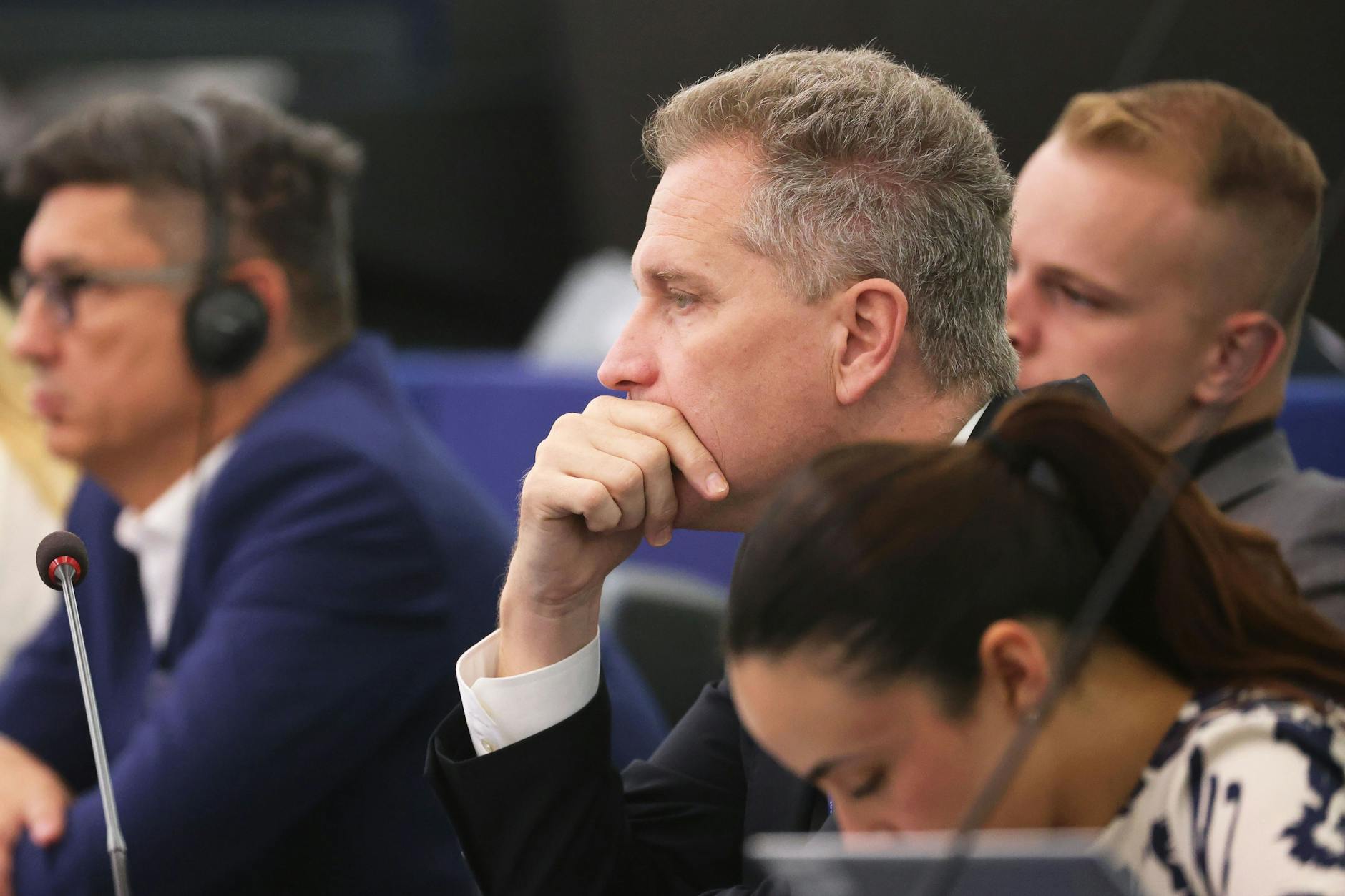 ARCHIV - 18.07.2024, Frankreich, Straßburg: Petr Bystron (AfD, M.), Mitglied des Europäischen Parlaments.