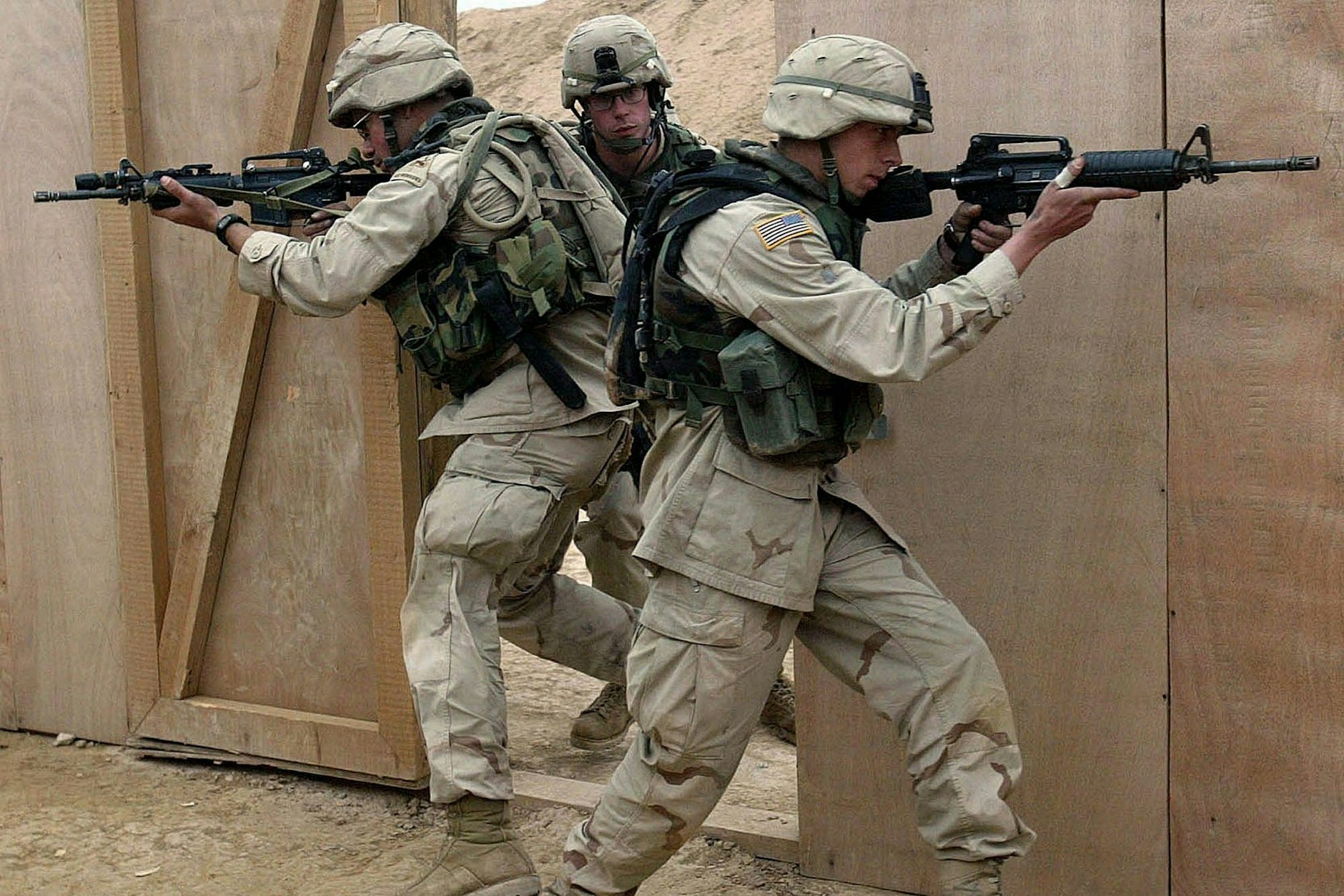 US-Soldaten trainieren einen Häuserkampf.