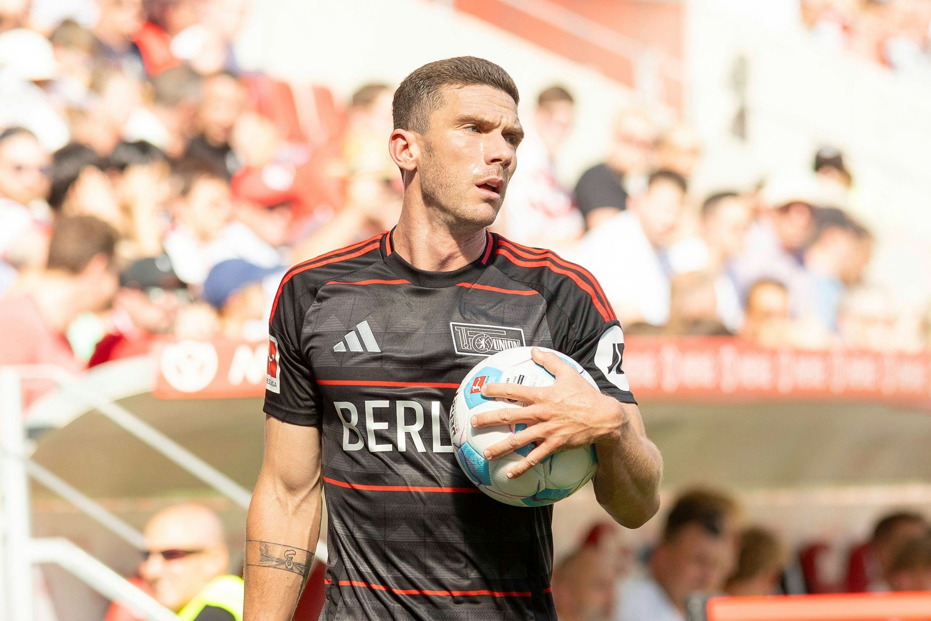 Robin Gosens wechselt fest nach Italien. Sein letztes Spiel für den 1. FC Union Berlin absolvierte er im August 2024.