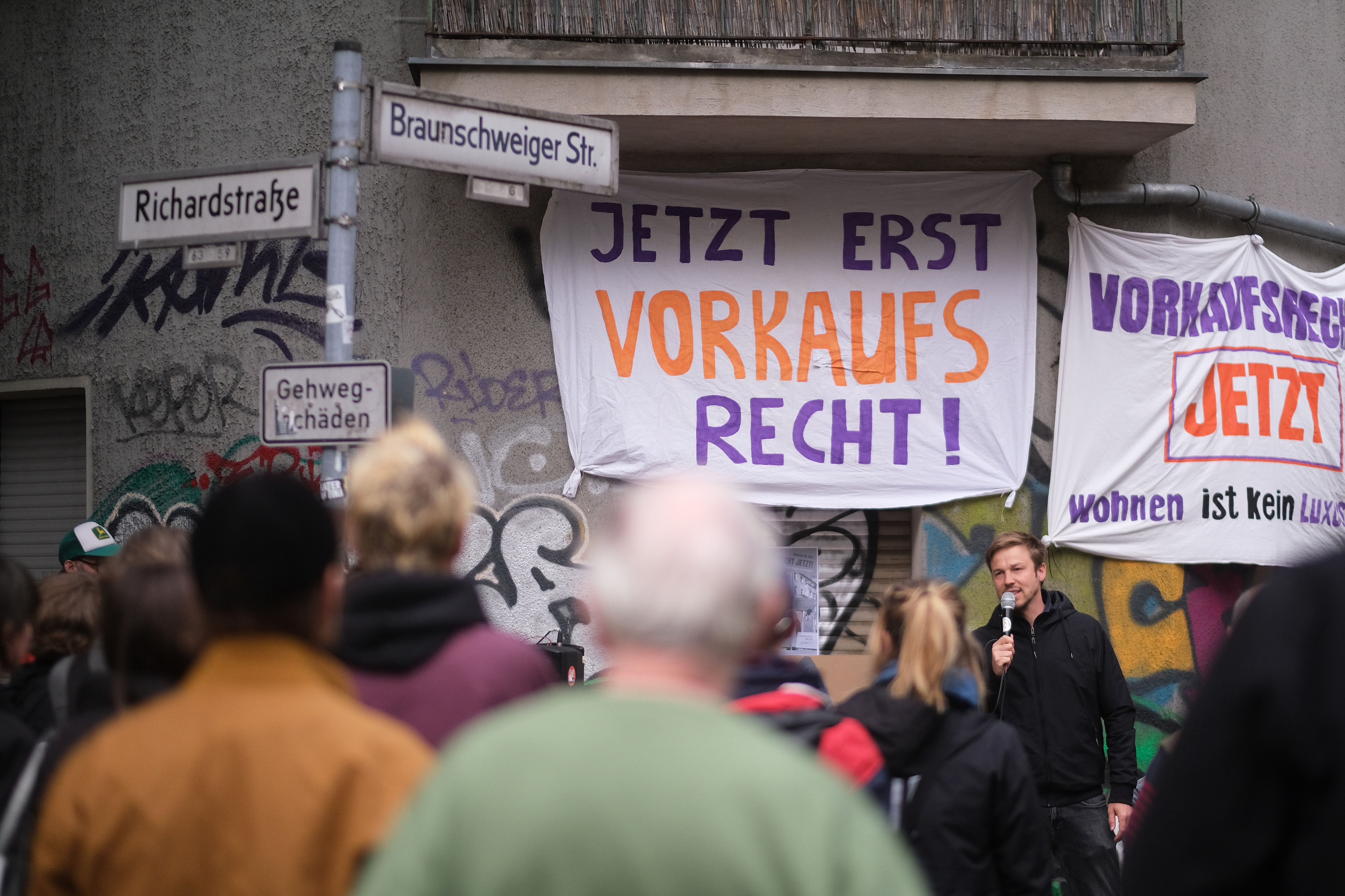 „Wenn wir hier rausmüssen, verlieren wir alles“: Neuköllner kämpfen gegen Verdrängung