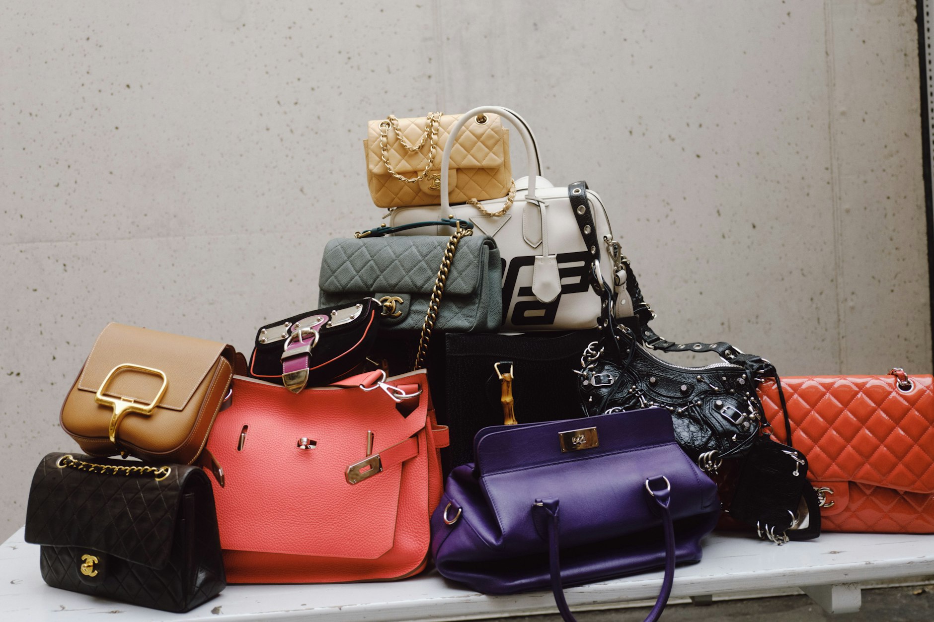 Qual der Wahl: Die Teilnehmerinnen und Teilnehmer durften sich bei Vestiaire etwas aussuchen.