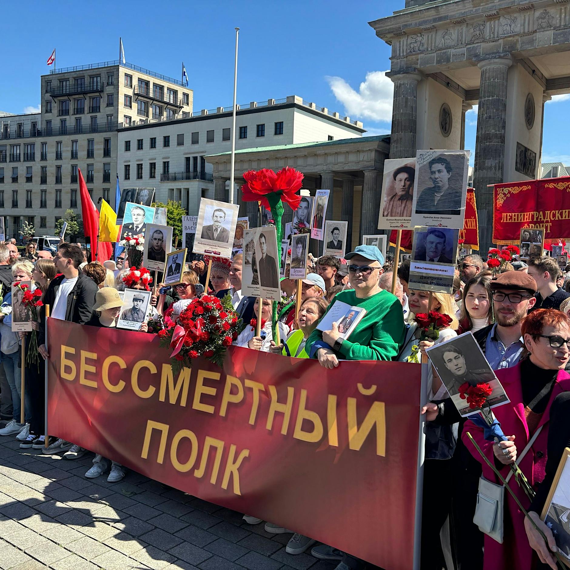 Newsblog zum Kriegsgedenken in Russland: So feiert Putin den „Tag des Sieges“, Demonstrationen auch in Berlin