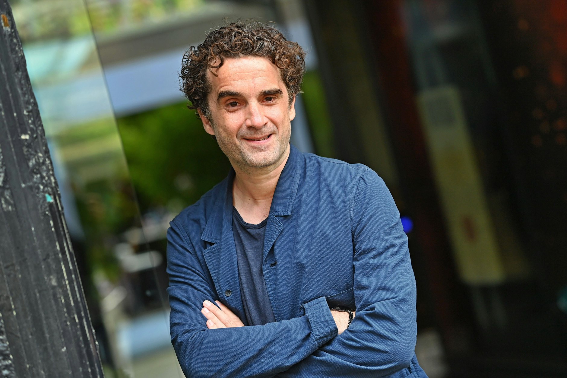 Kurz vor seinem Umzug an den Starnberger See räumten Einbrecher die Wohnung von Schauspieler Oliver Wnuk in Berlin-Friedrichshain aus.