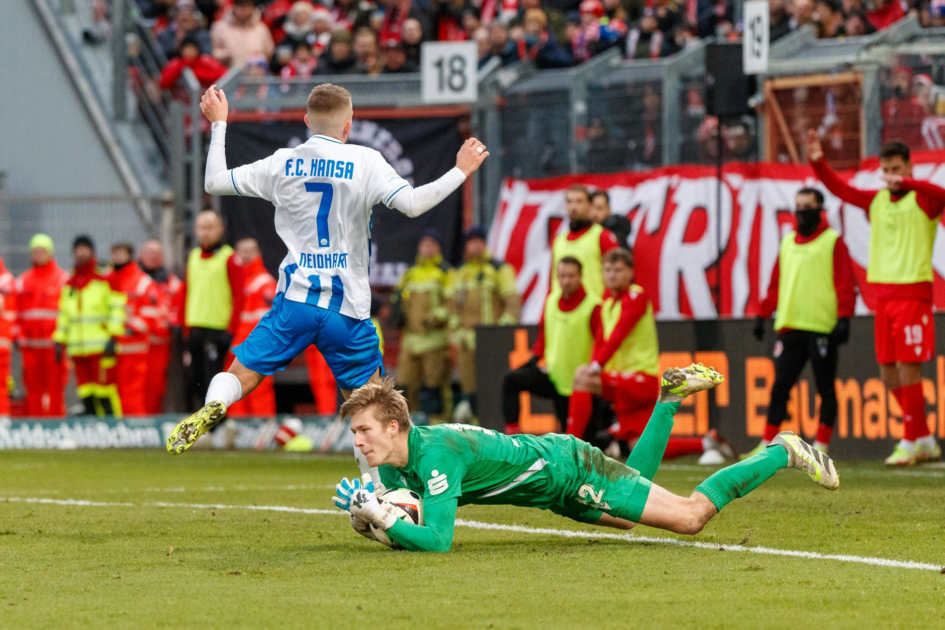 Der Brandenburger Elias Bethke (22) spielte sich mit starken Leistungen für den FC Energie Cottbus auf den Radar des 1. FC Union.