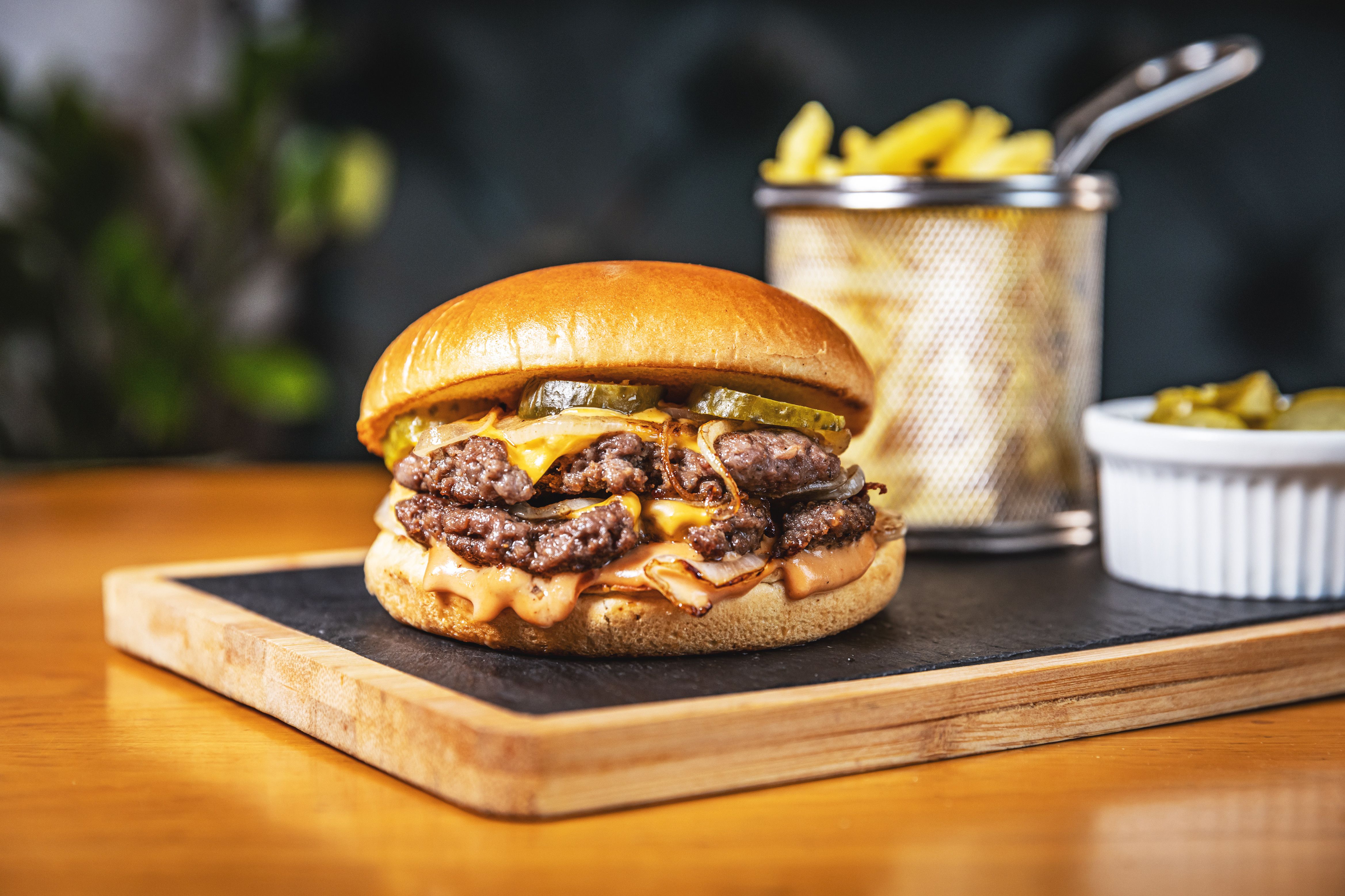 Image - Rezept für würzige Burger-Sauce: So schmeckt sie wie im Restaurant!
