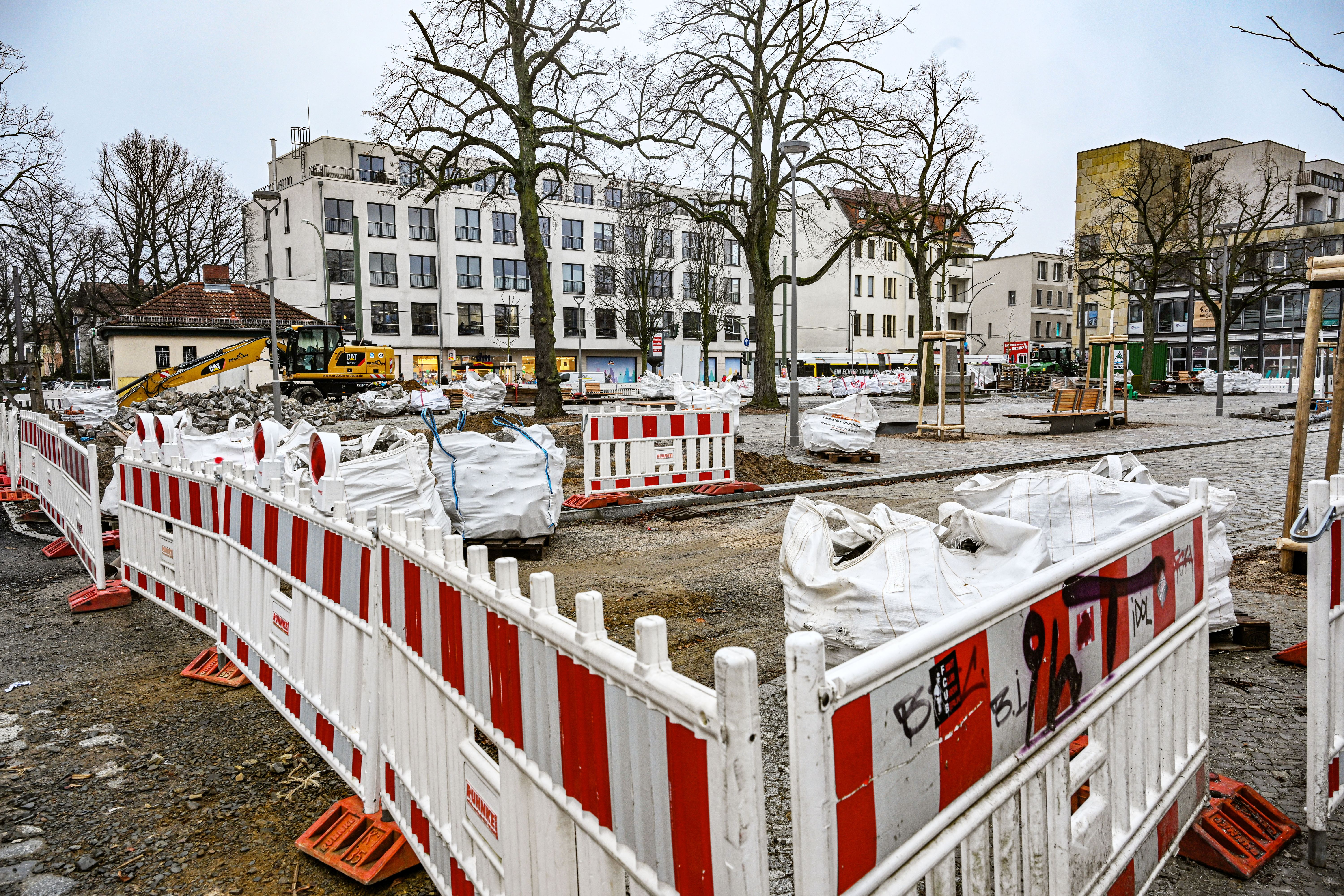 Treptow-Köpenick: Darum verzögern sich die Bauarbeiten auf dem Marktplatz Adlershof