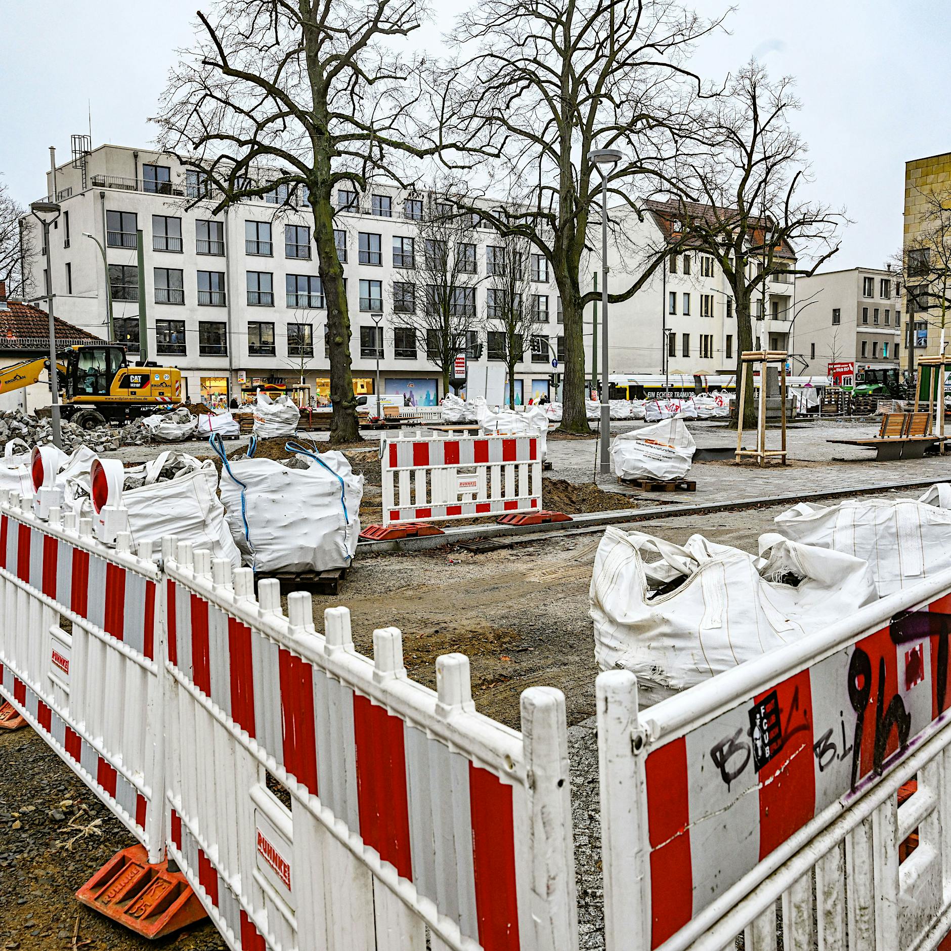 Treptow-Köpenick: Darum verzögern sich die Bauarbeiten auf dem Marktplatz Adlershof