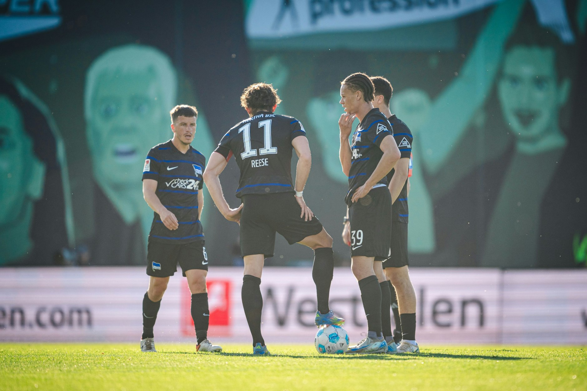 Herthas Profis waren in Münster ziemlich ratlos. Nach sieben Spielen ohne Niederlage setzte es ein 0:2 bei Preußen.