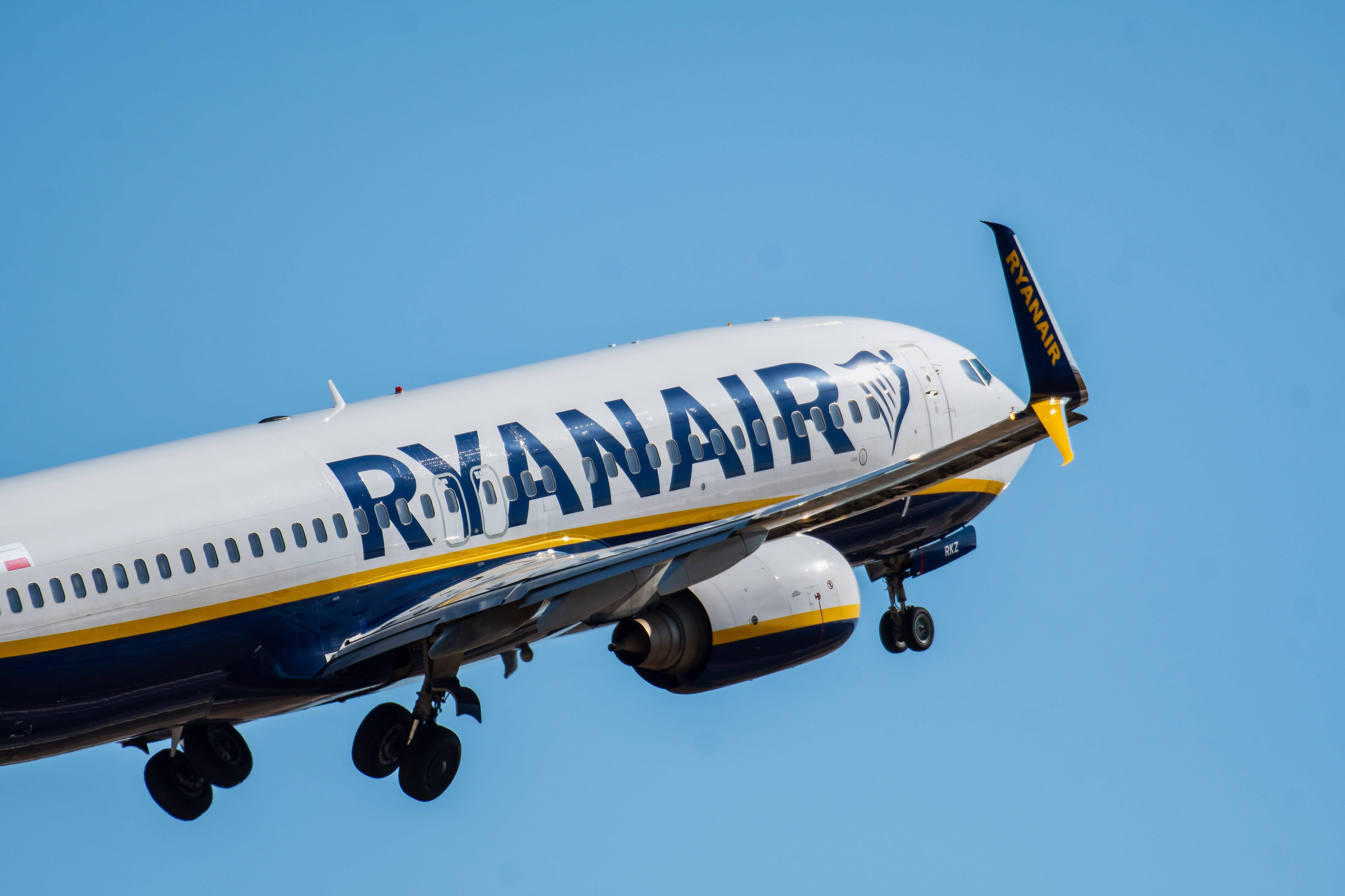 Image - Nicht nur „Herr“ und „Frau“– Ryanair macht nach Klage ‚Mx‘ wählbar